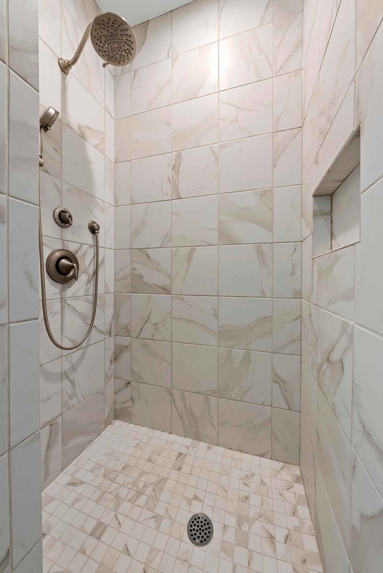 5502 Colling Drive, 19