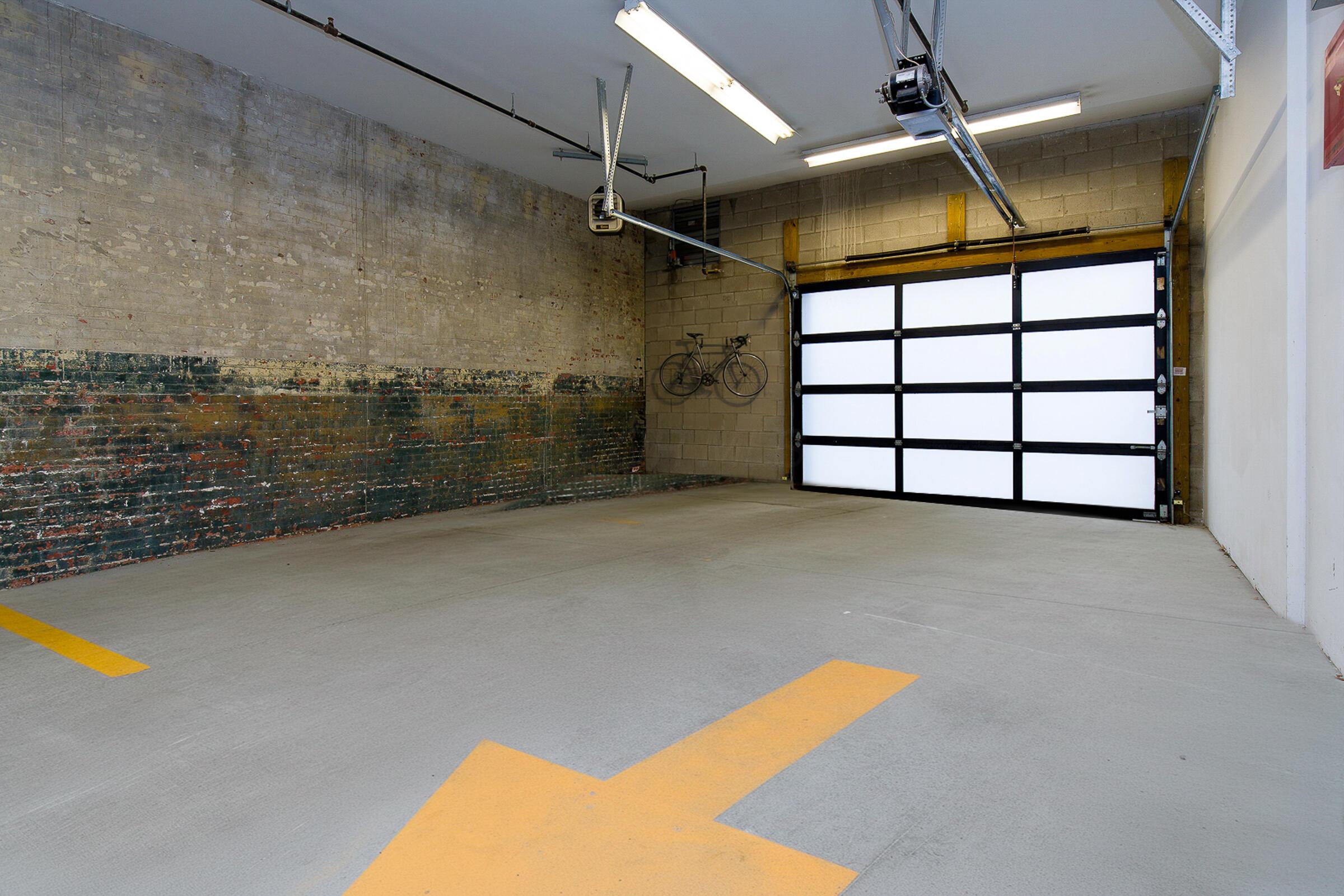 225 N 4th Street, 301