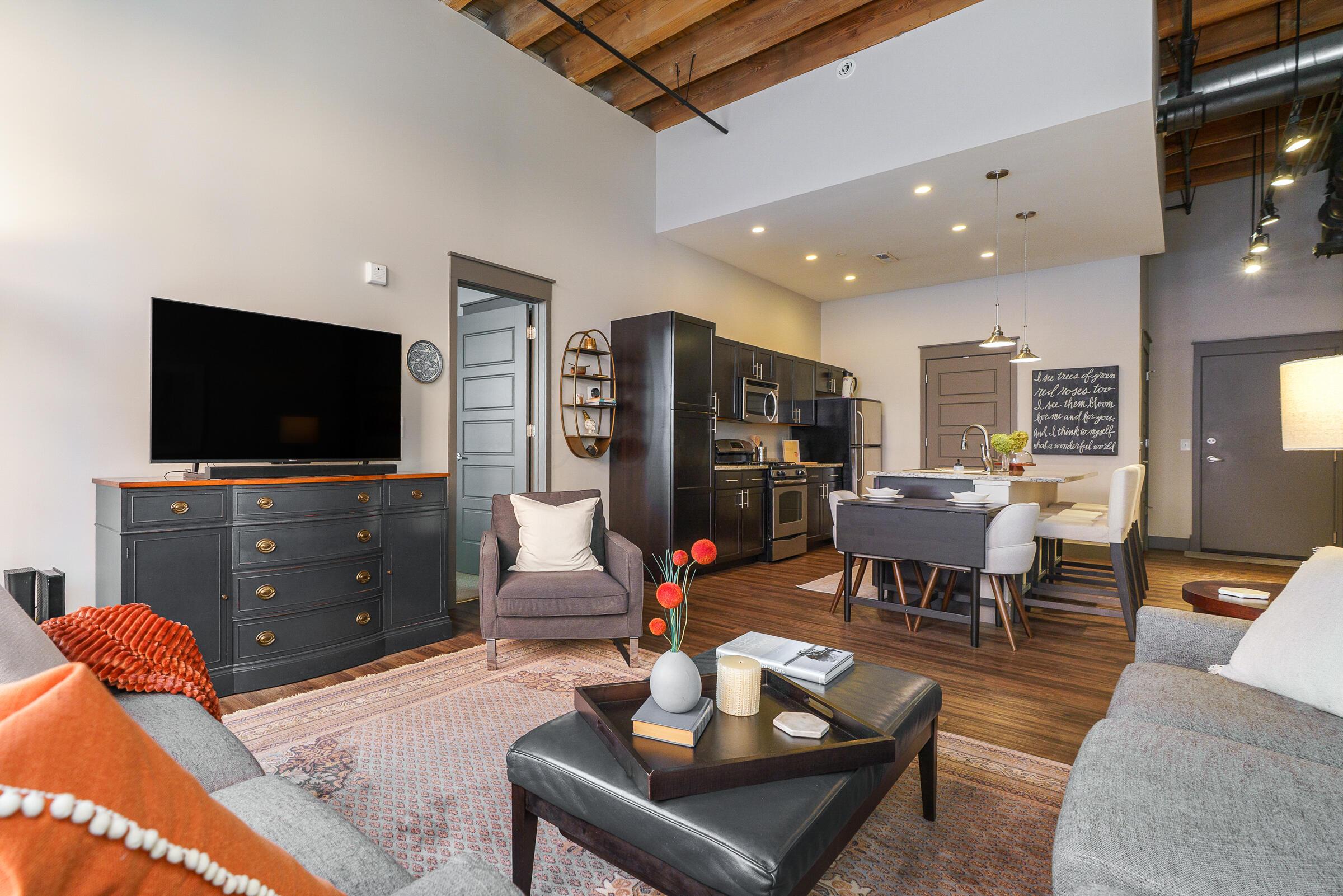 570 S Front Street, 104