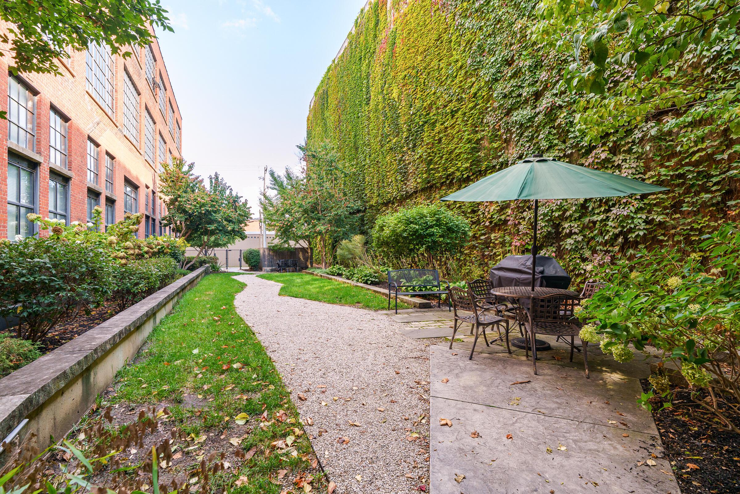 570 S Front Street, 104