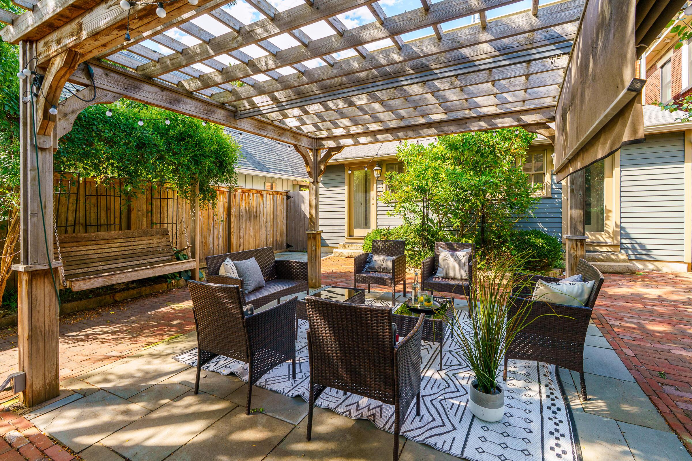 243 E Whittier Street