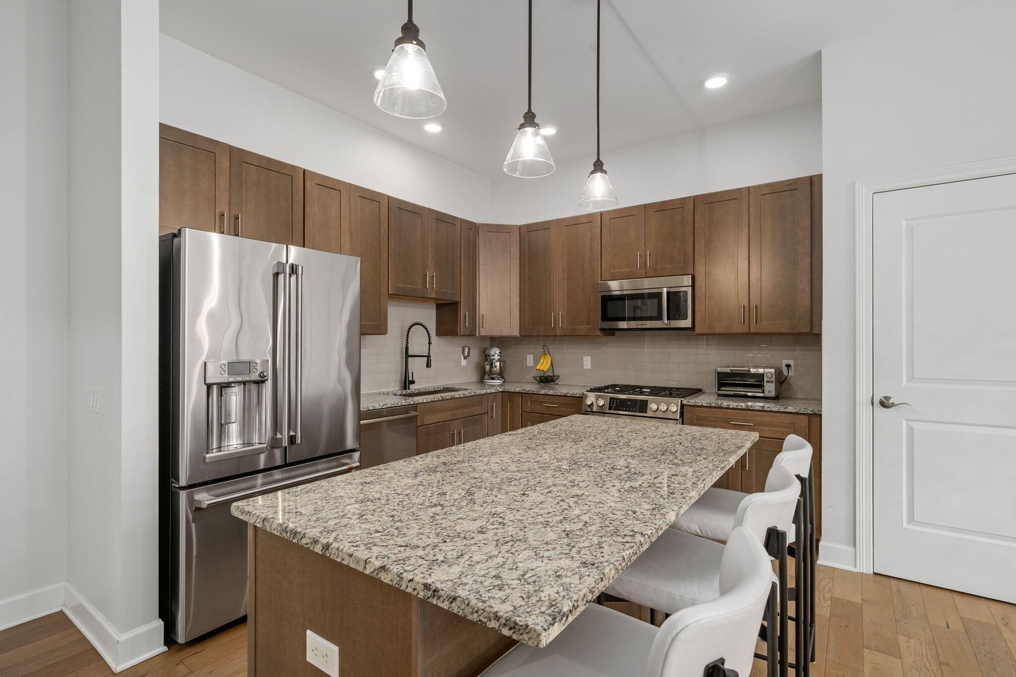 828 Bobcat Avenue, 203