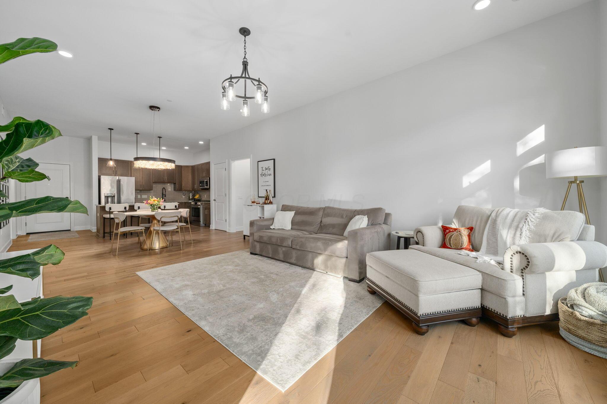 828 Bobcat Avenue, 203