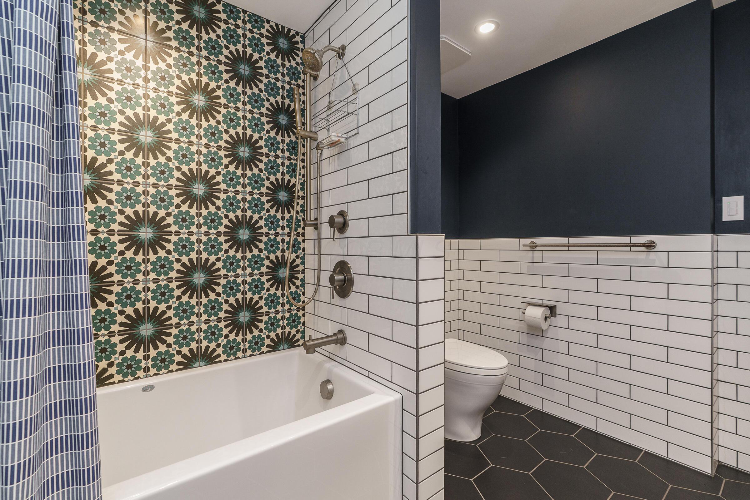 2837 Canterbury Lane