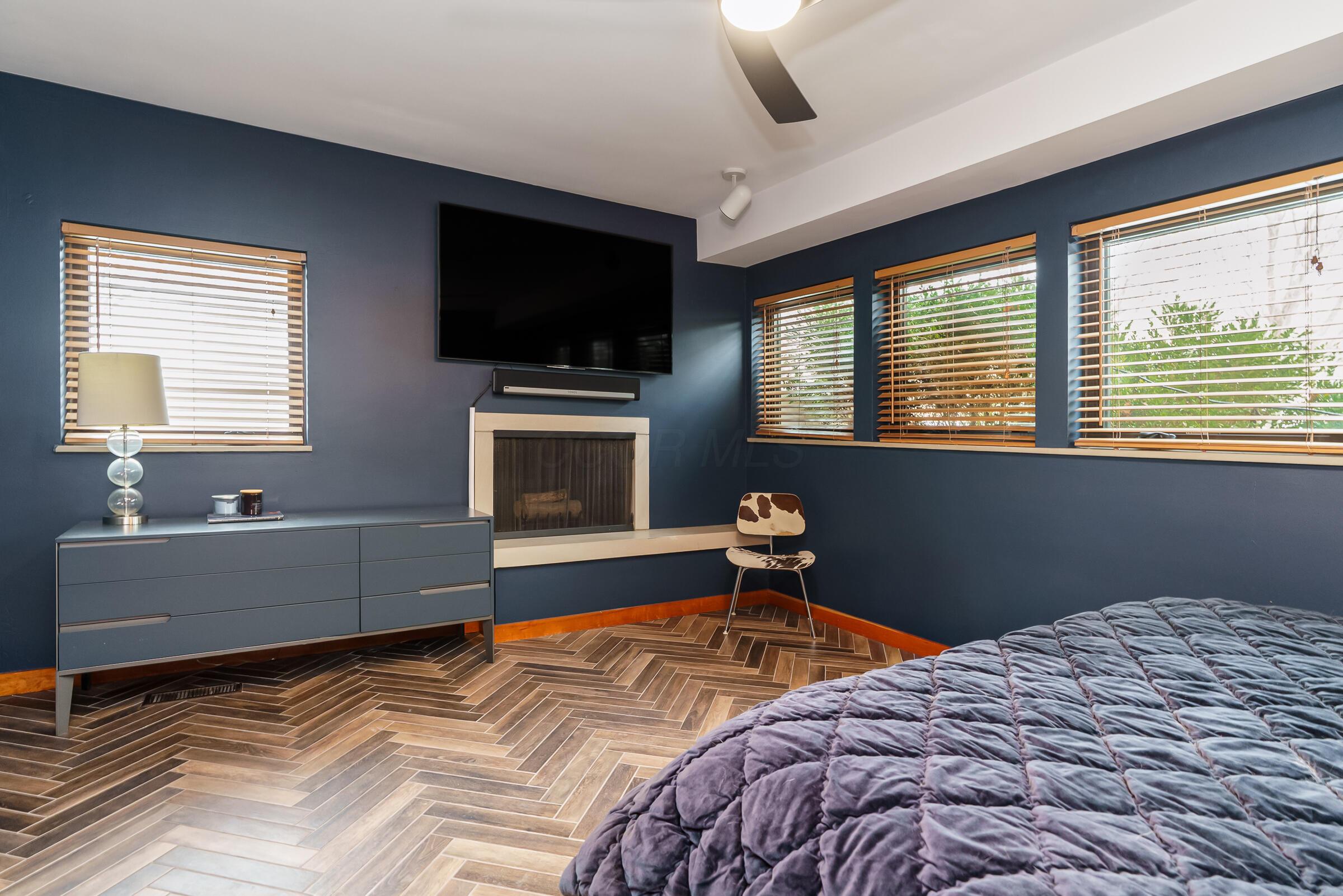 2837 Canterbury Lane