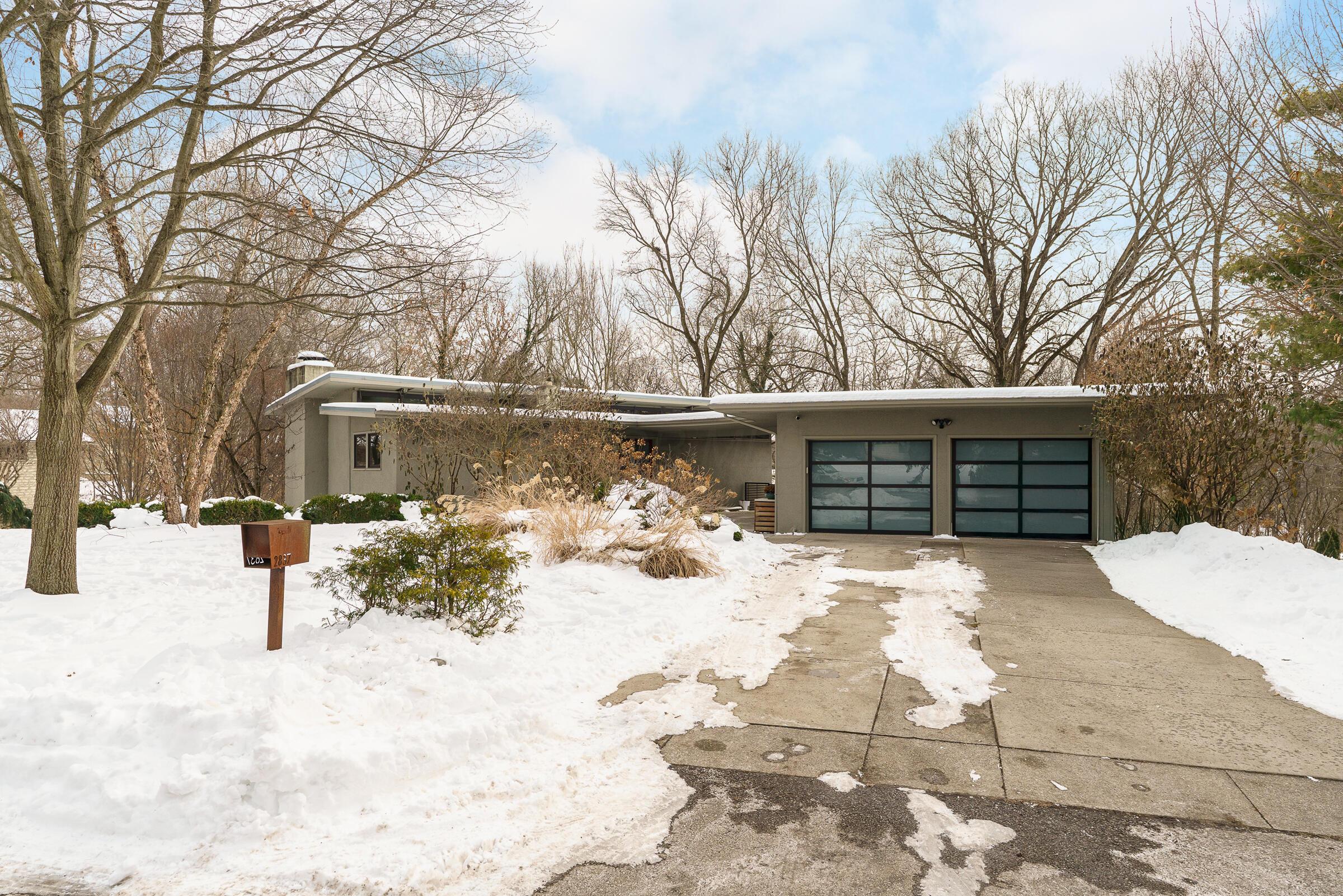 2837 Canterbury Lane