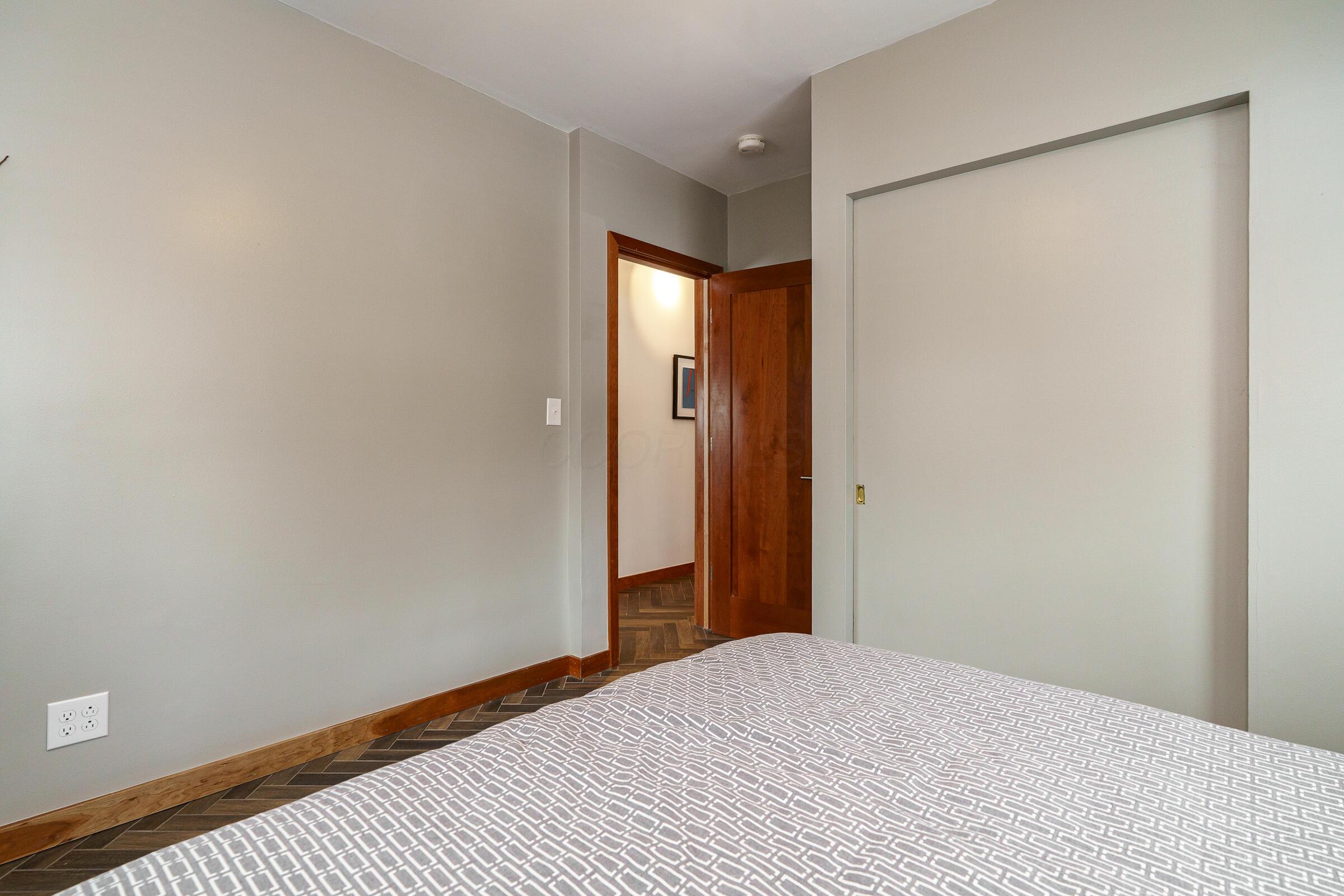 2837 Canterbury Lane