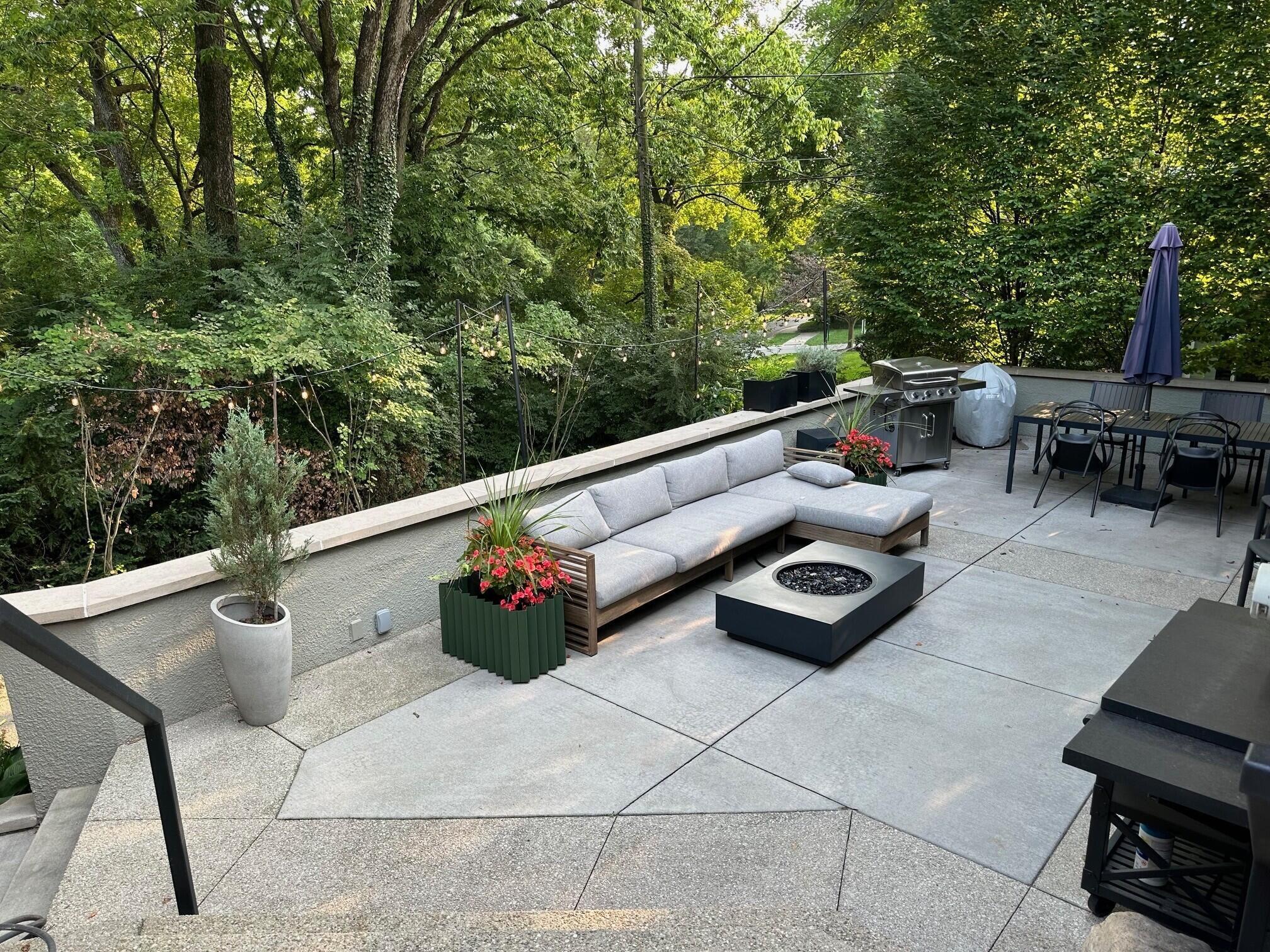 2837 Canterbury Lane