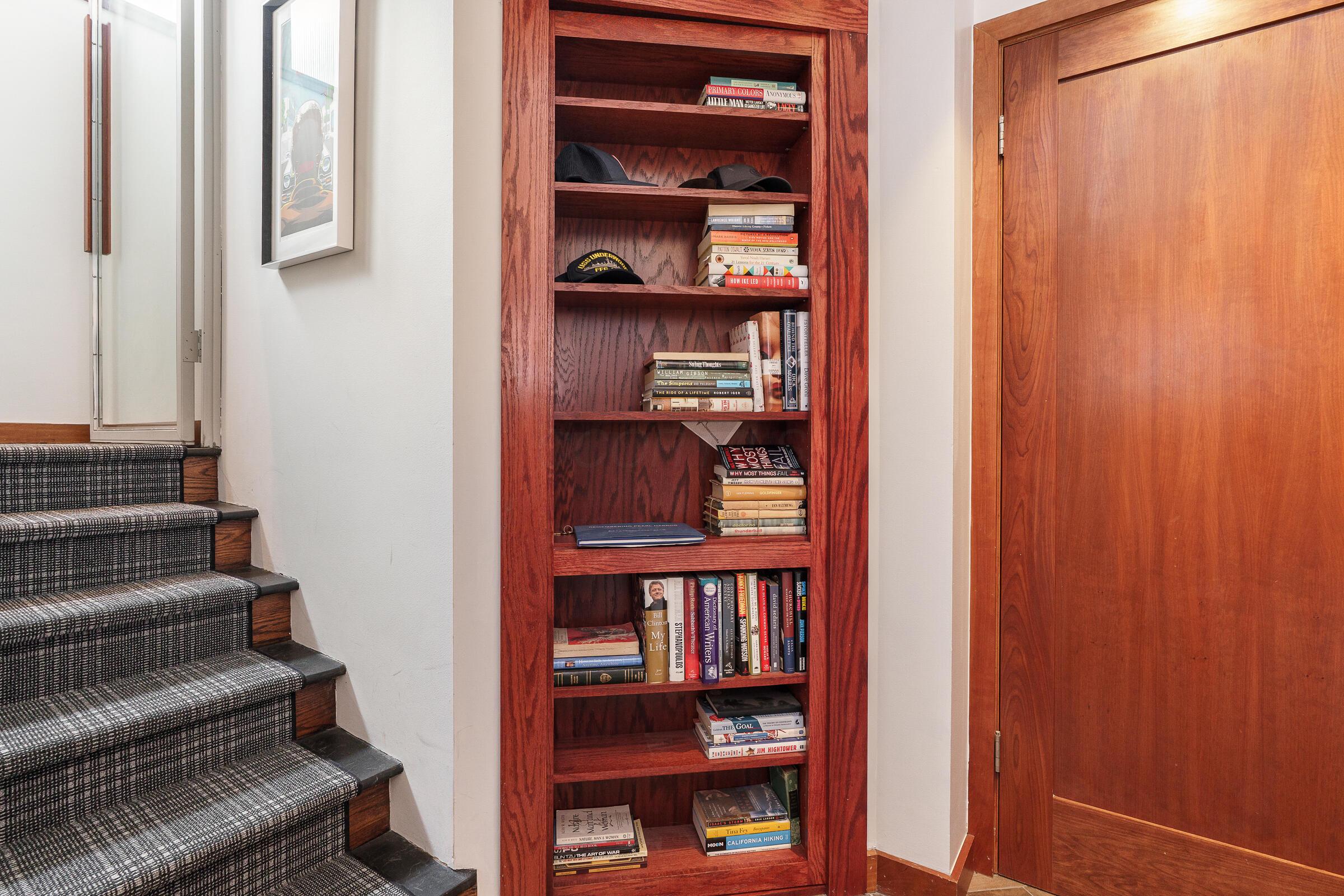 2837 Canterbury Lane