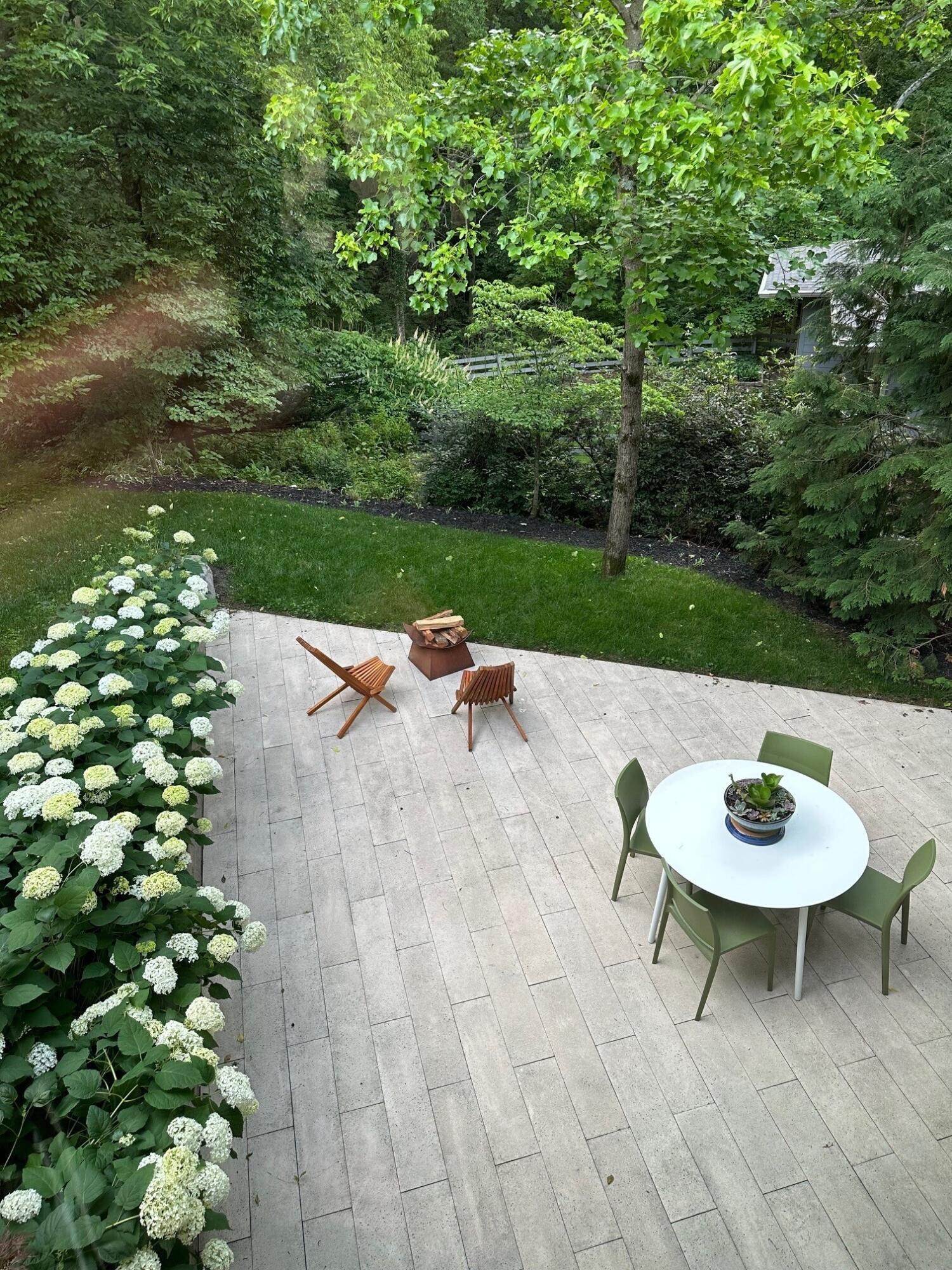 2837 Canterbury Lane