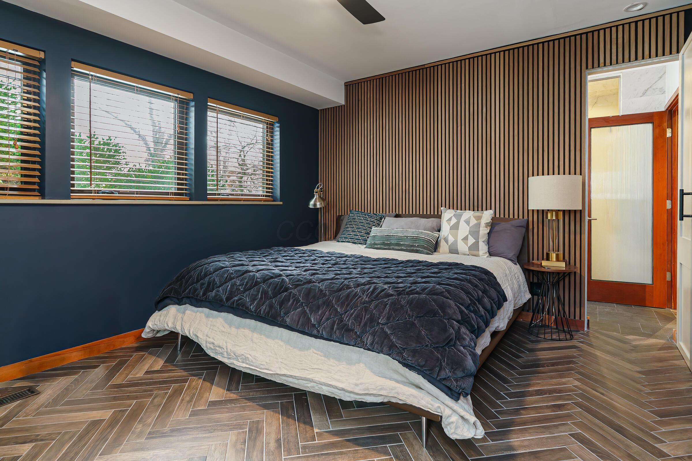 2837 Canterbury Lane