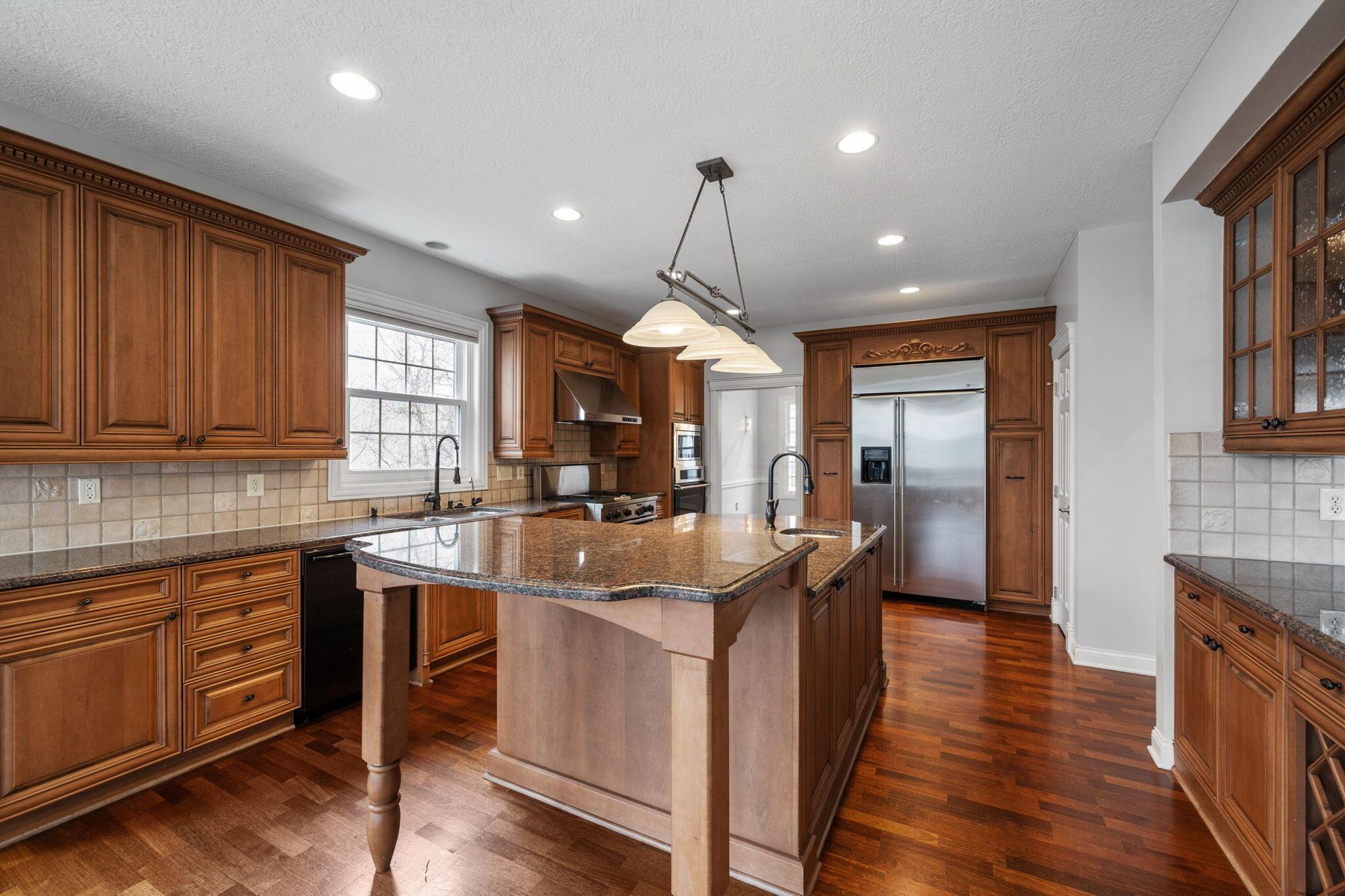 6573 Spinnaker Drive