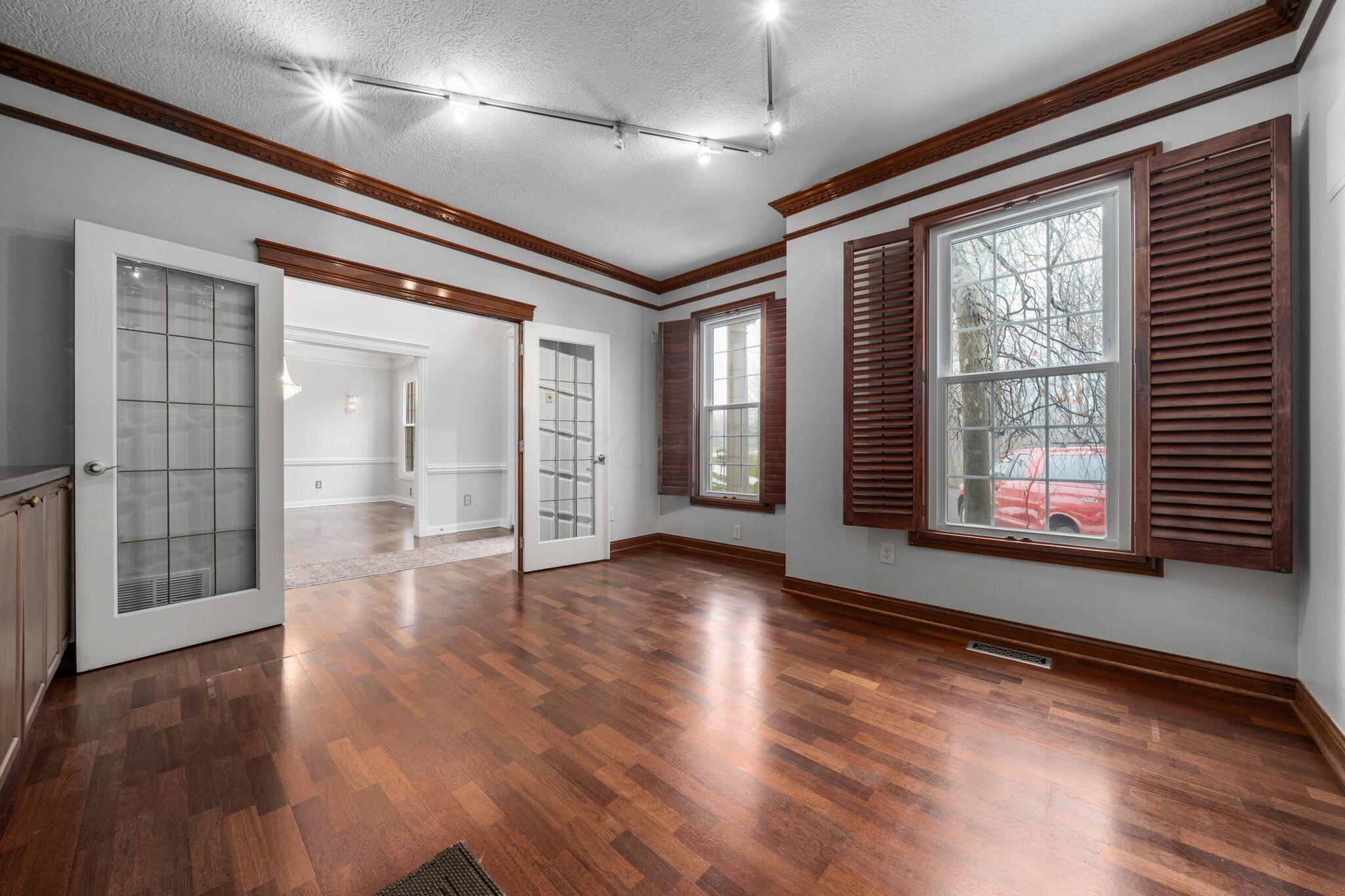 6573 Spinnaker Drive