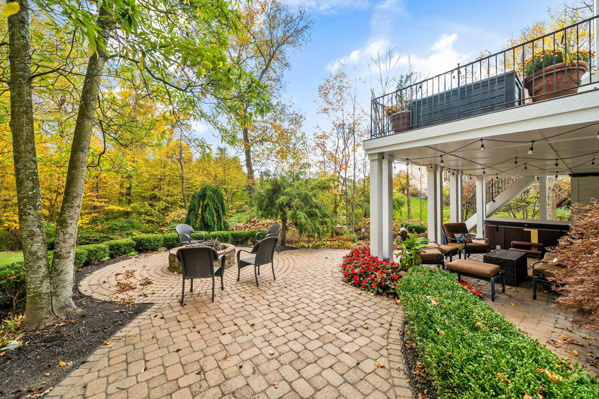 6573 Spinnaker Drive