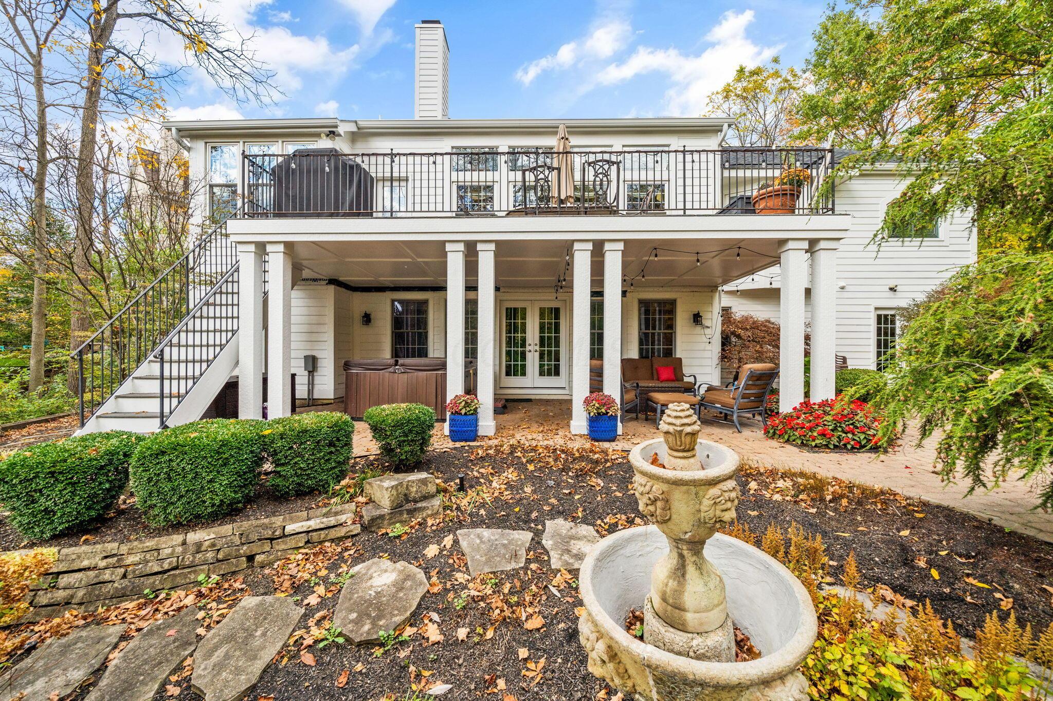 6573 Spinnaker Drive