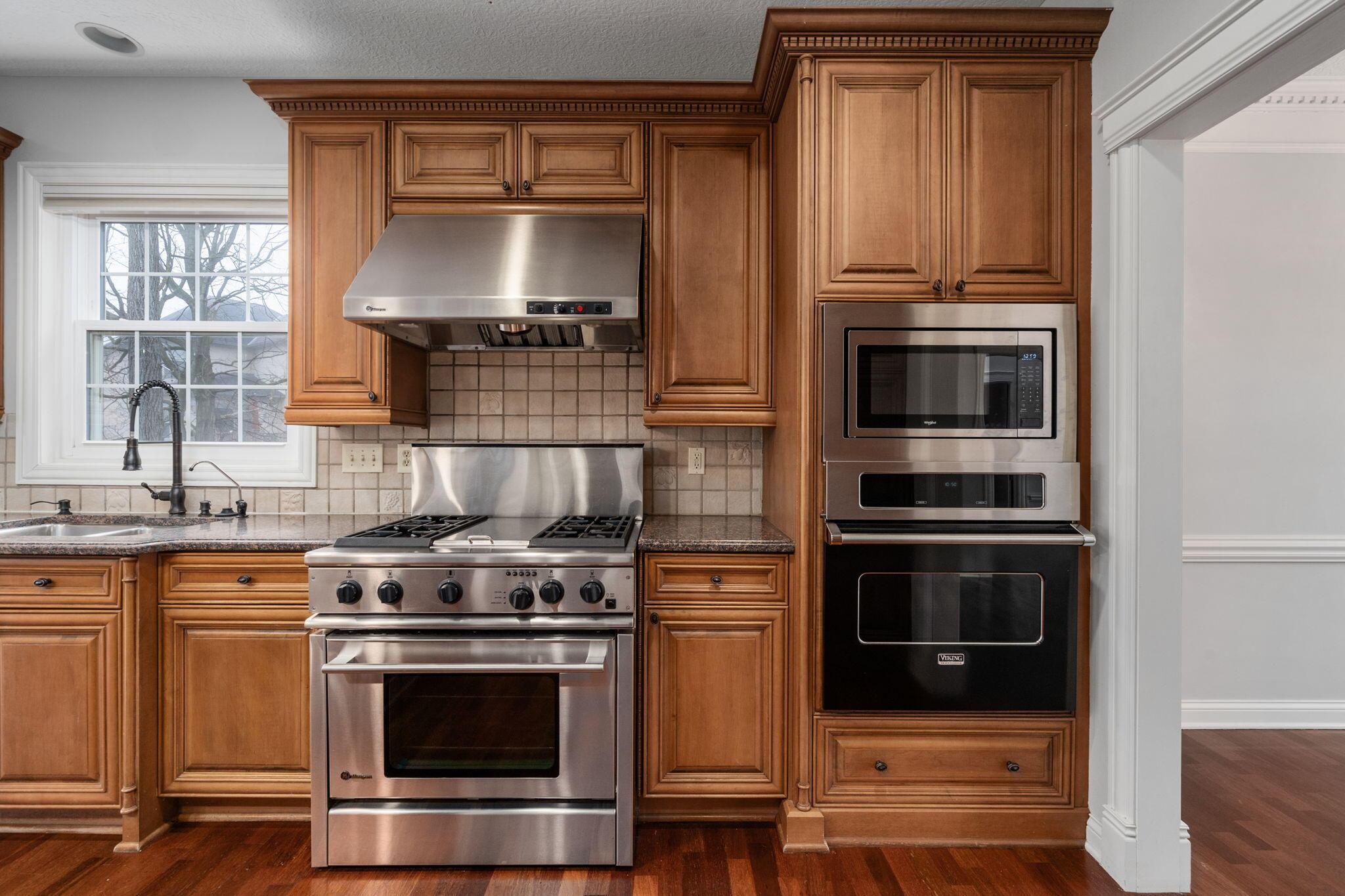 6573 Spinnaker Drive