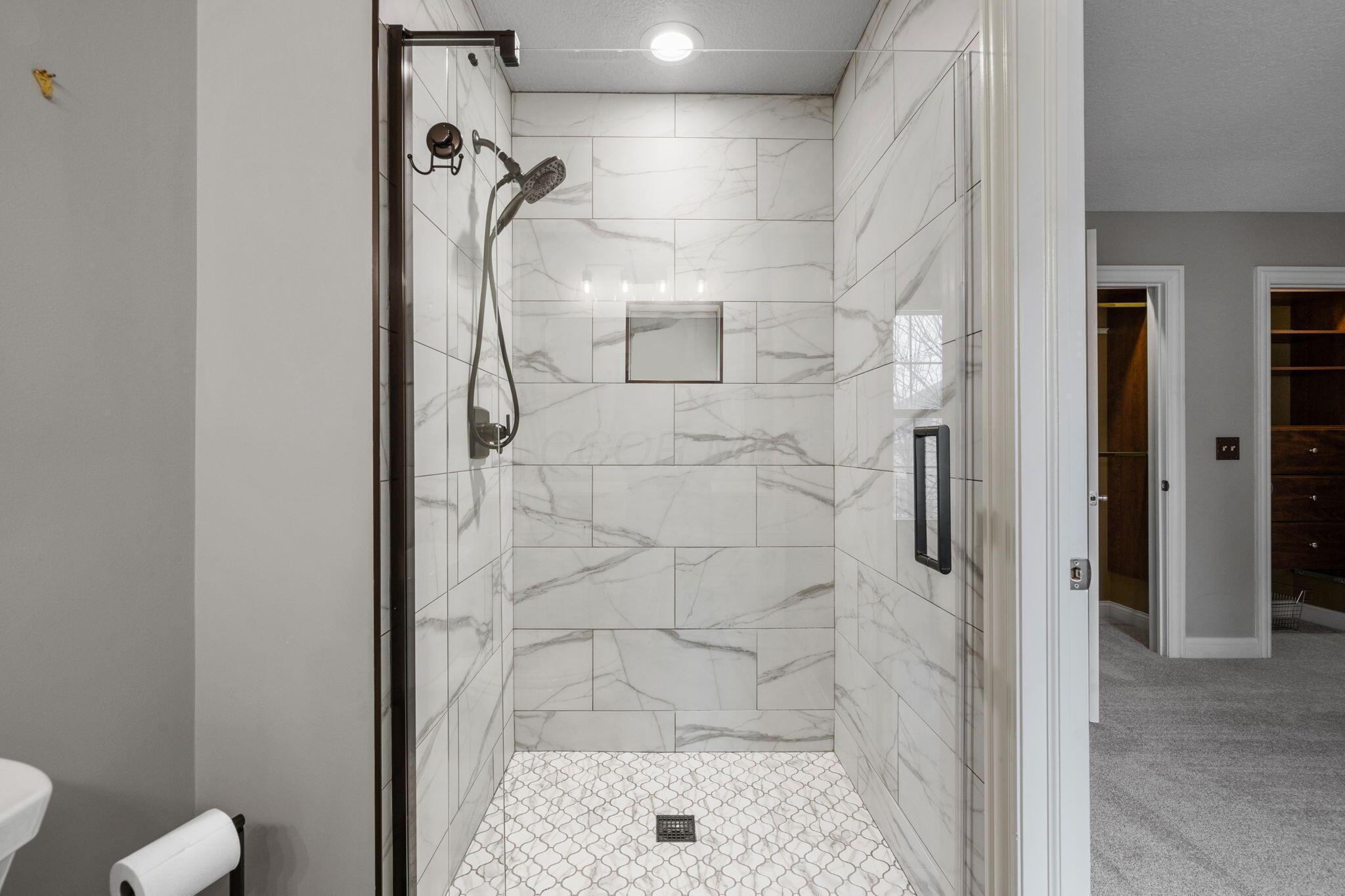 6573 Spinnaker Drive