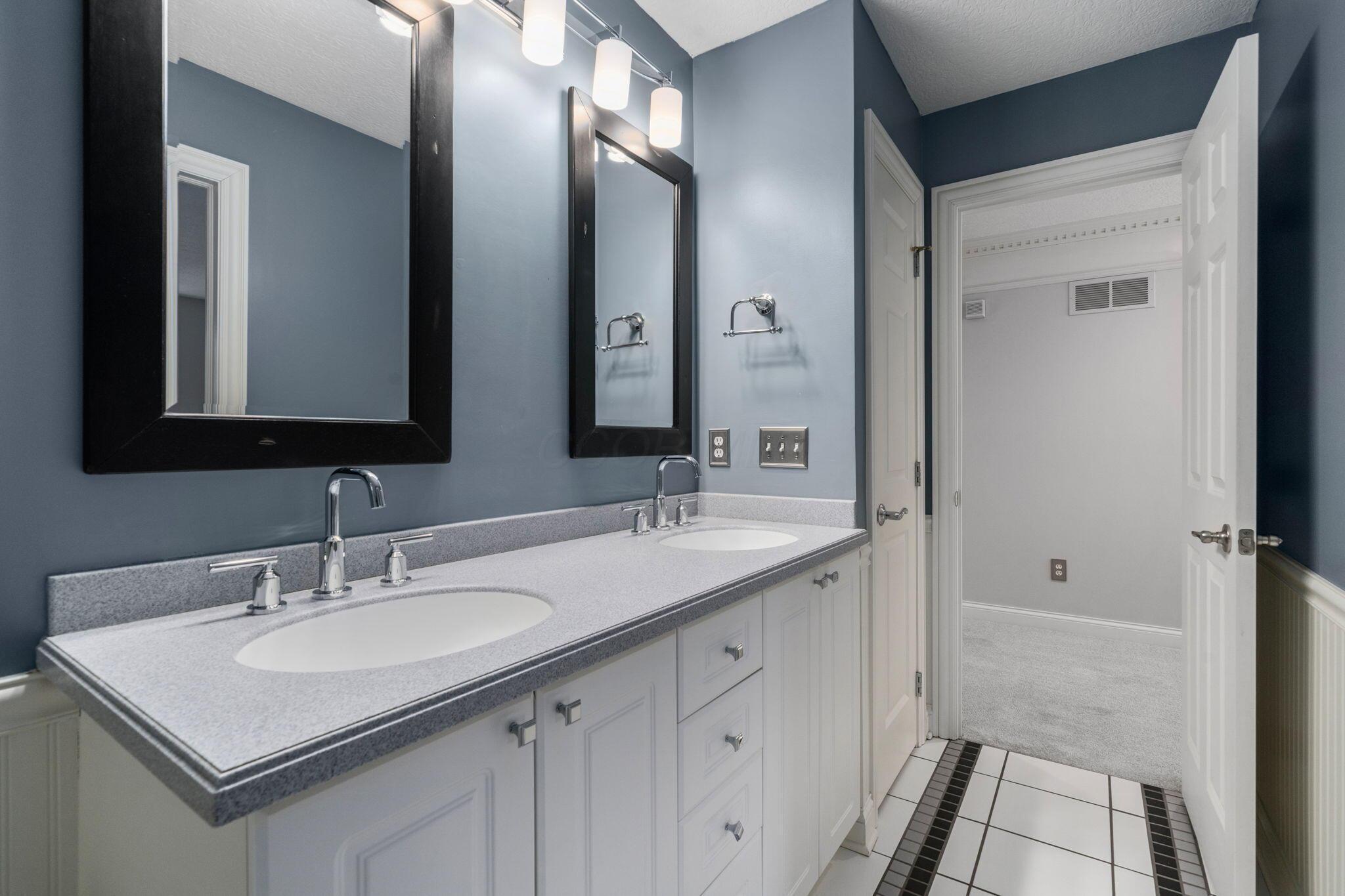 6573 Spinnaker Drive