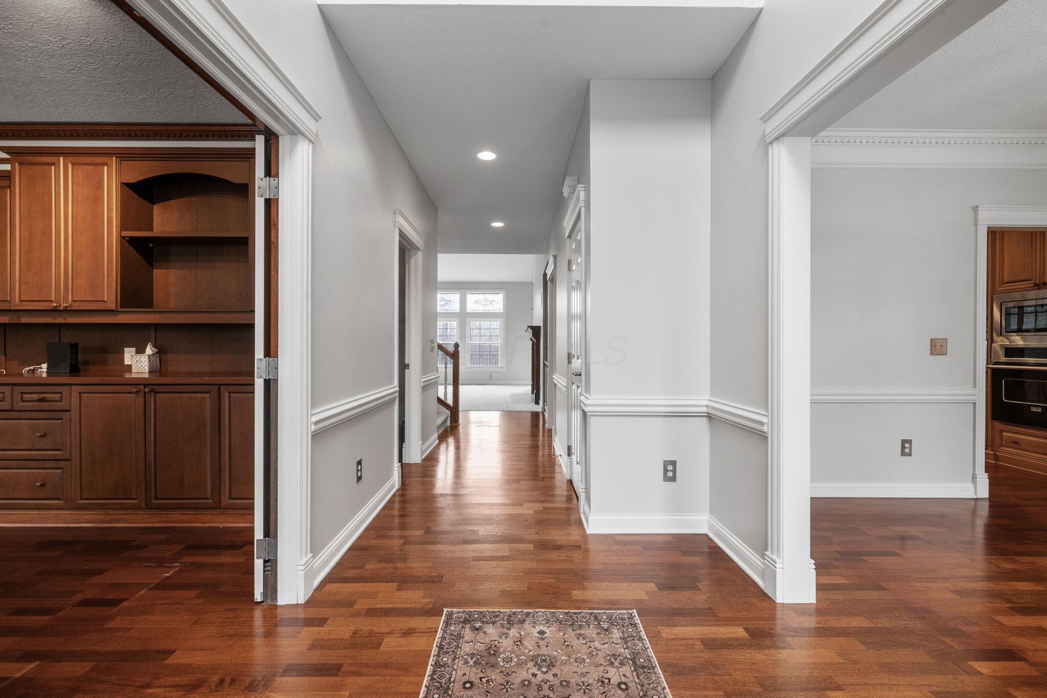 6573 Spinnaker Drive