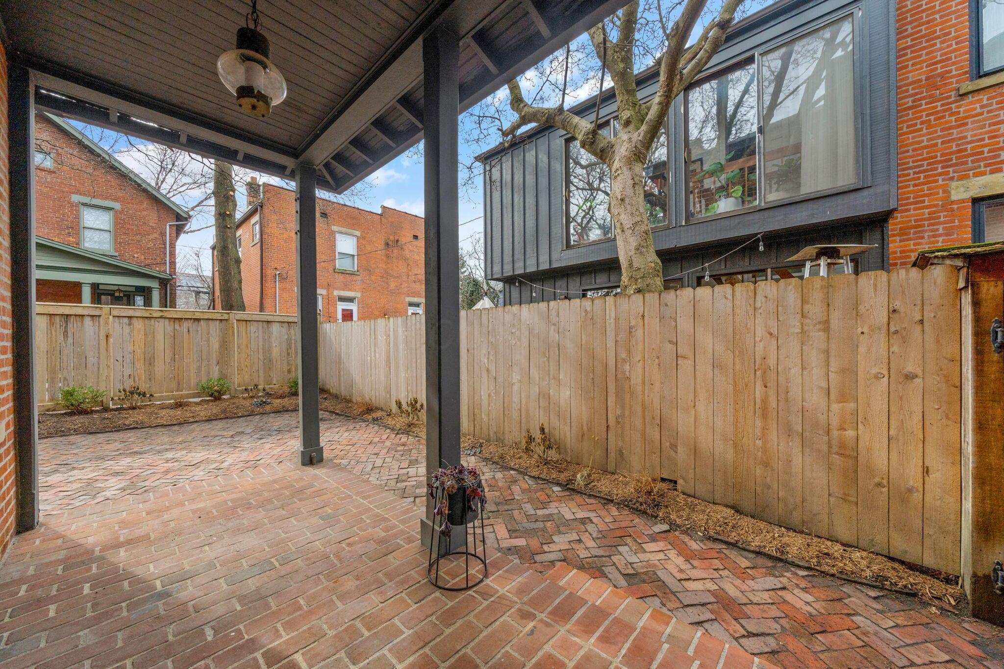 135 E Whittier Street