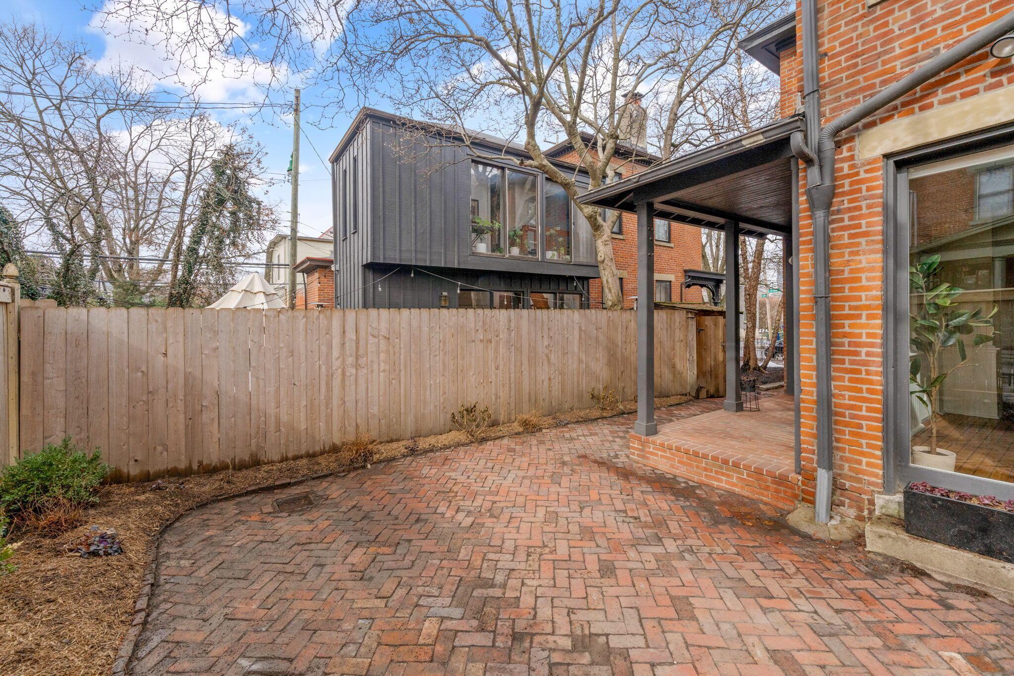 135 E Whittier Street