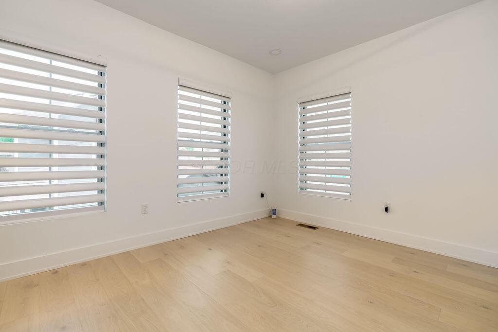 564 Lathrop Street