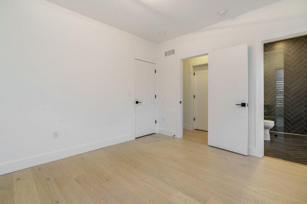 564 Lathrop Street