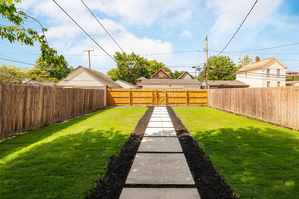 438 E Columbus Street