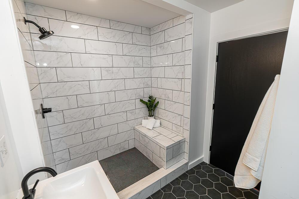 438 E Columbus Street