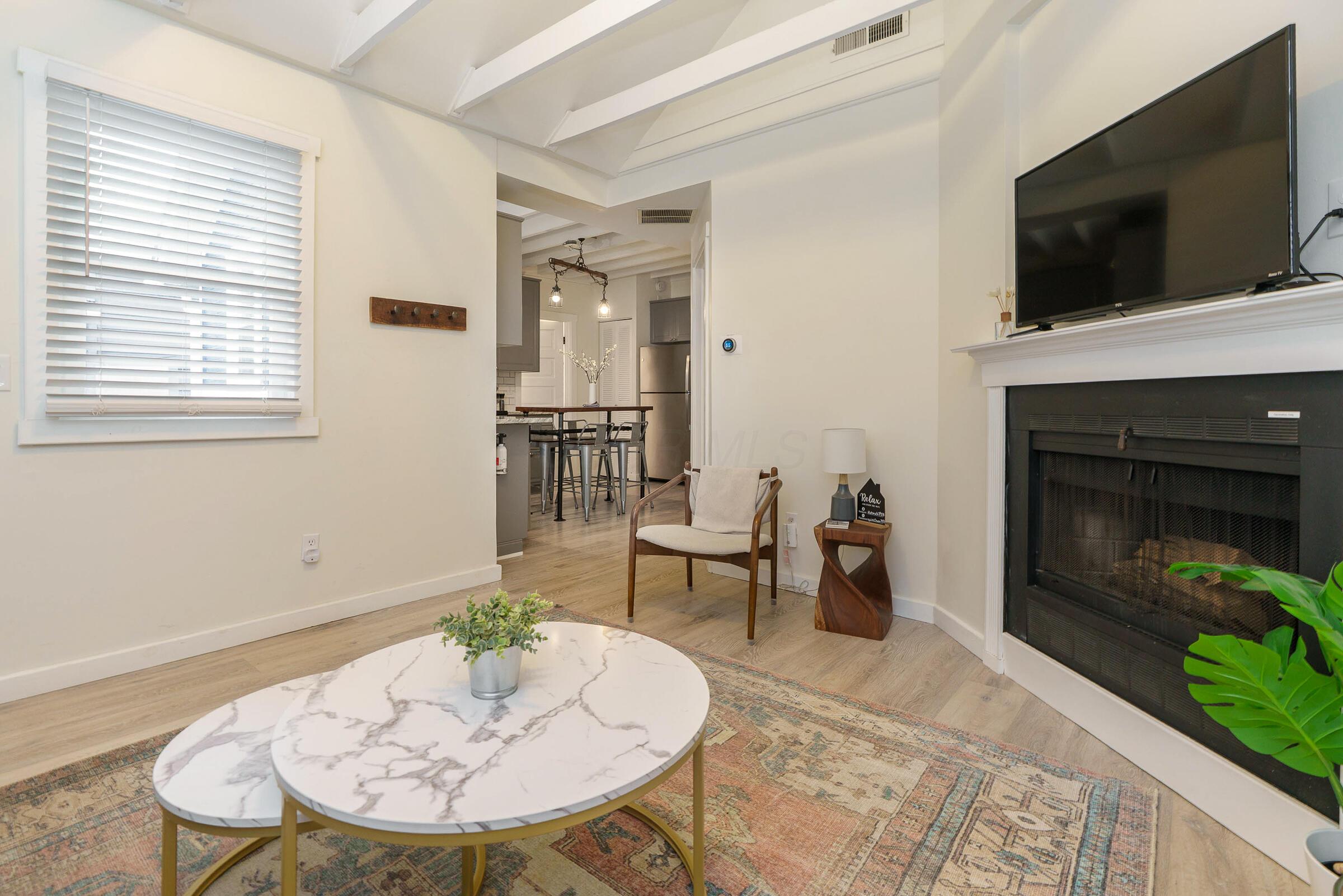 795 Mohawk Street, B