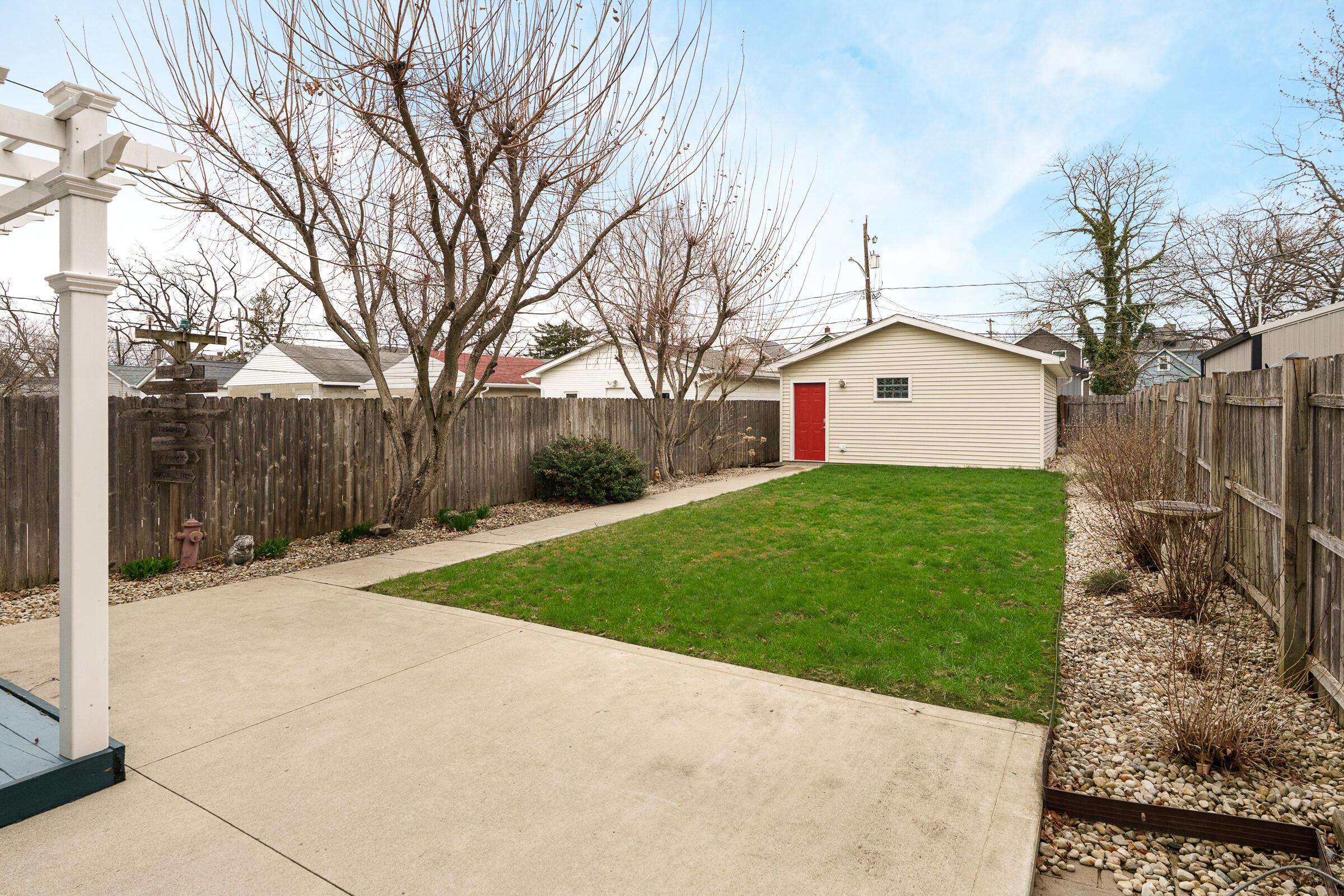 402 Southwood Avenue