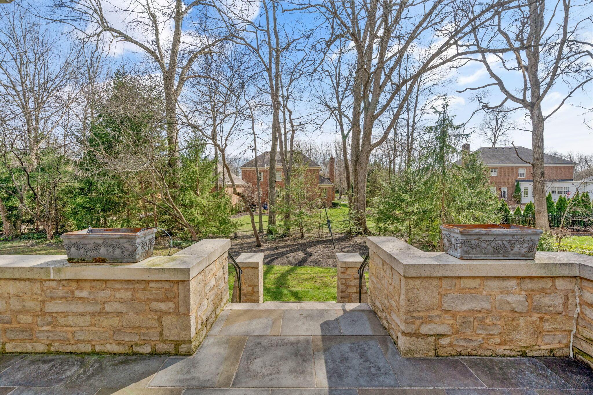 7871 Calverton Square