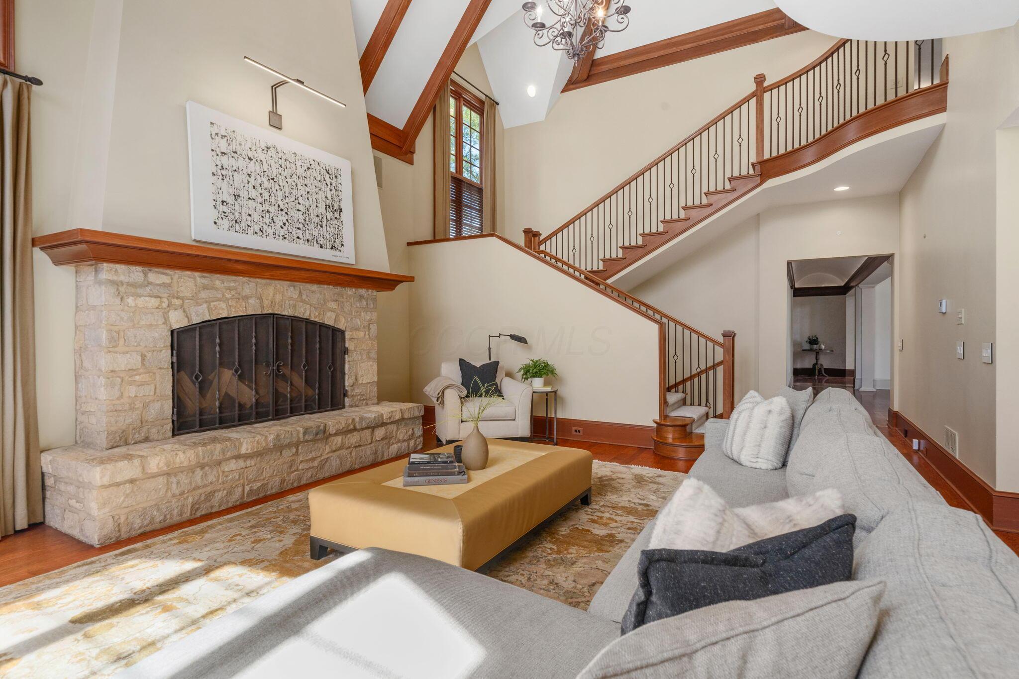 7871 Calverton Square