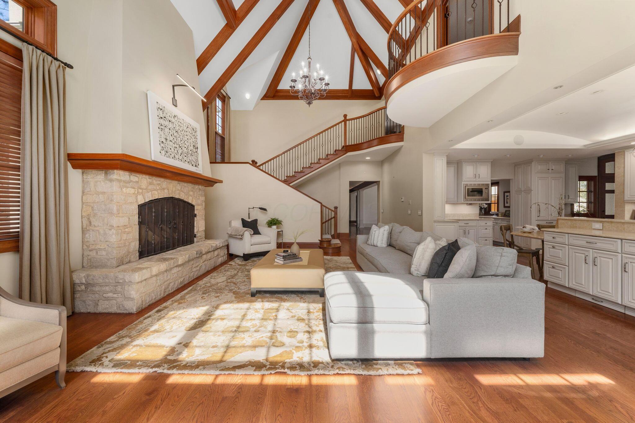 7871 Calverton Square