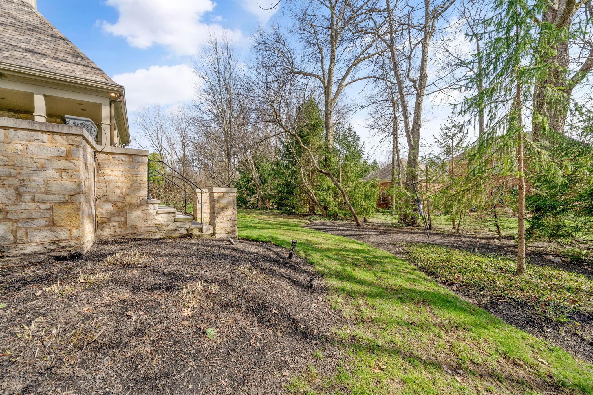 7871 Calverton Square