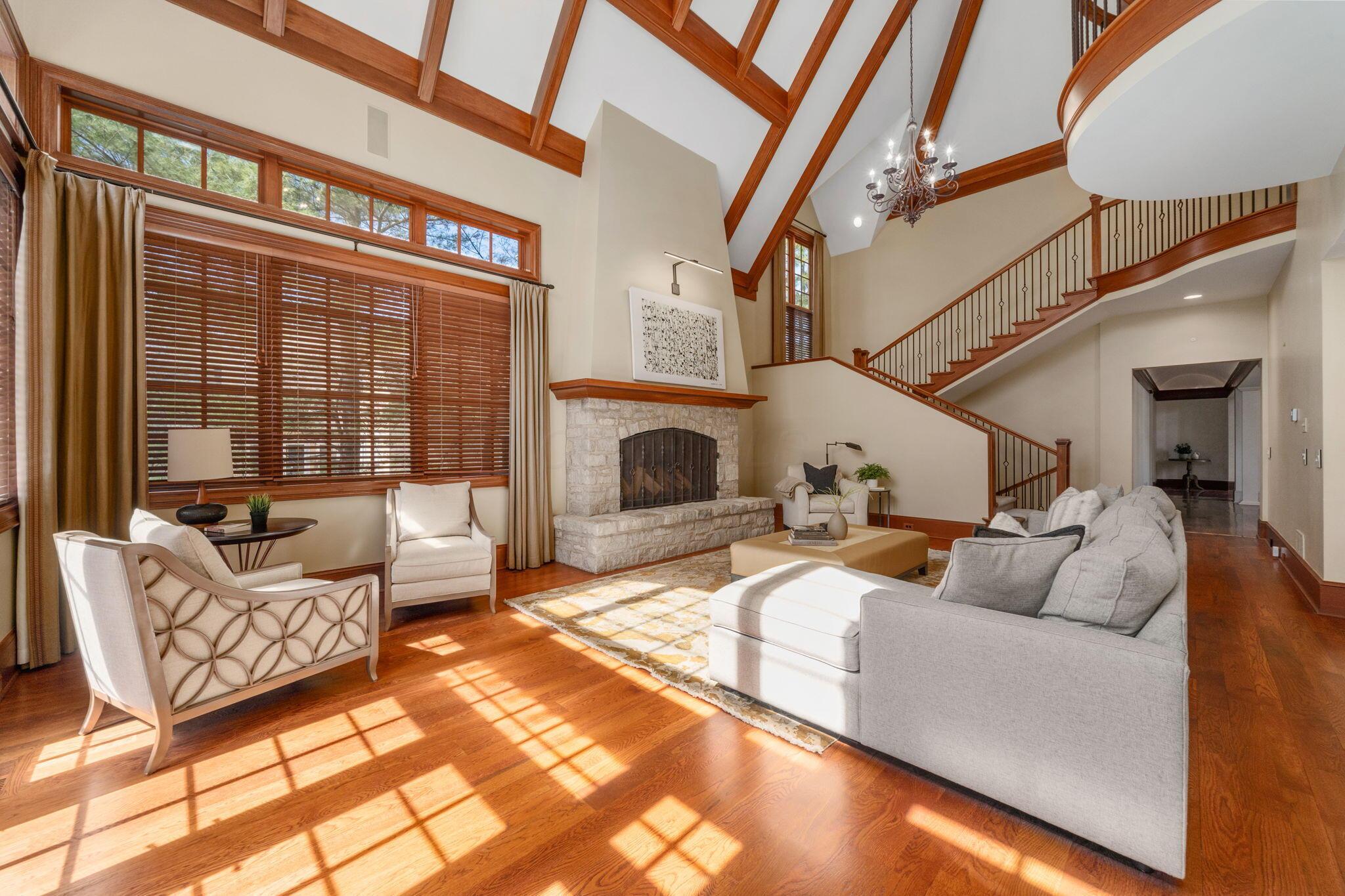 7871 Calverton Square