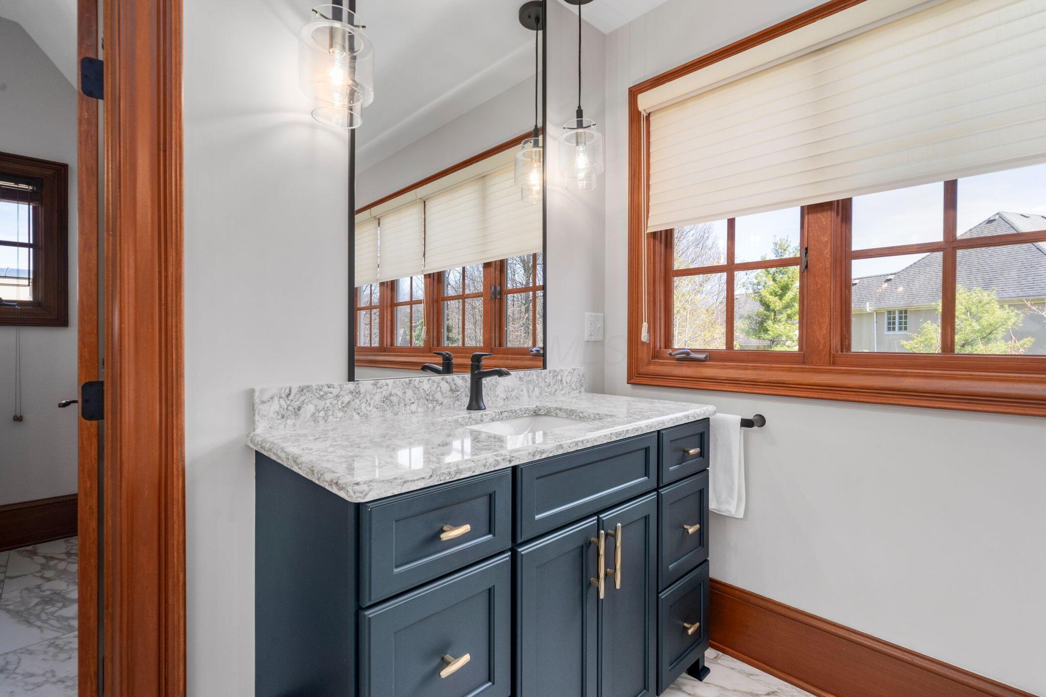 7871 Calverton Square