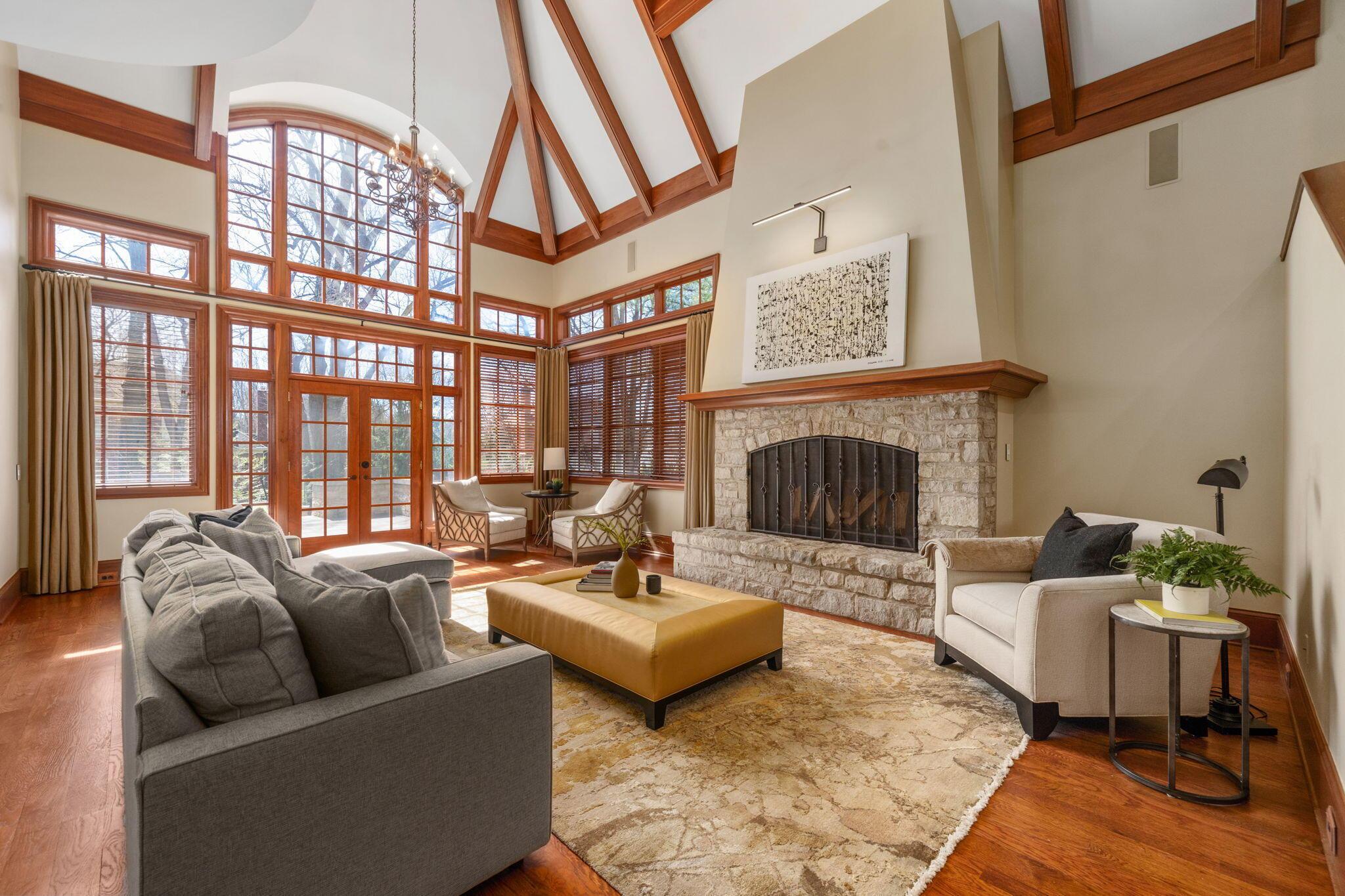 7871 Calverton Square