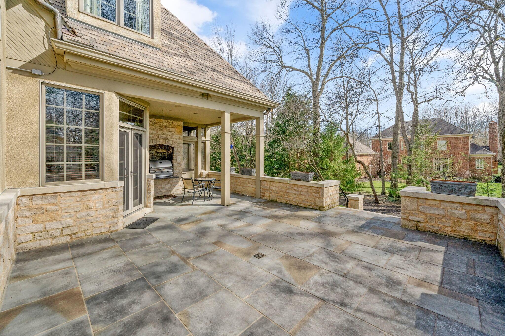 7871 Calverton Square