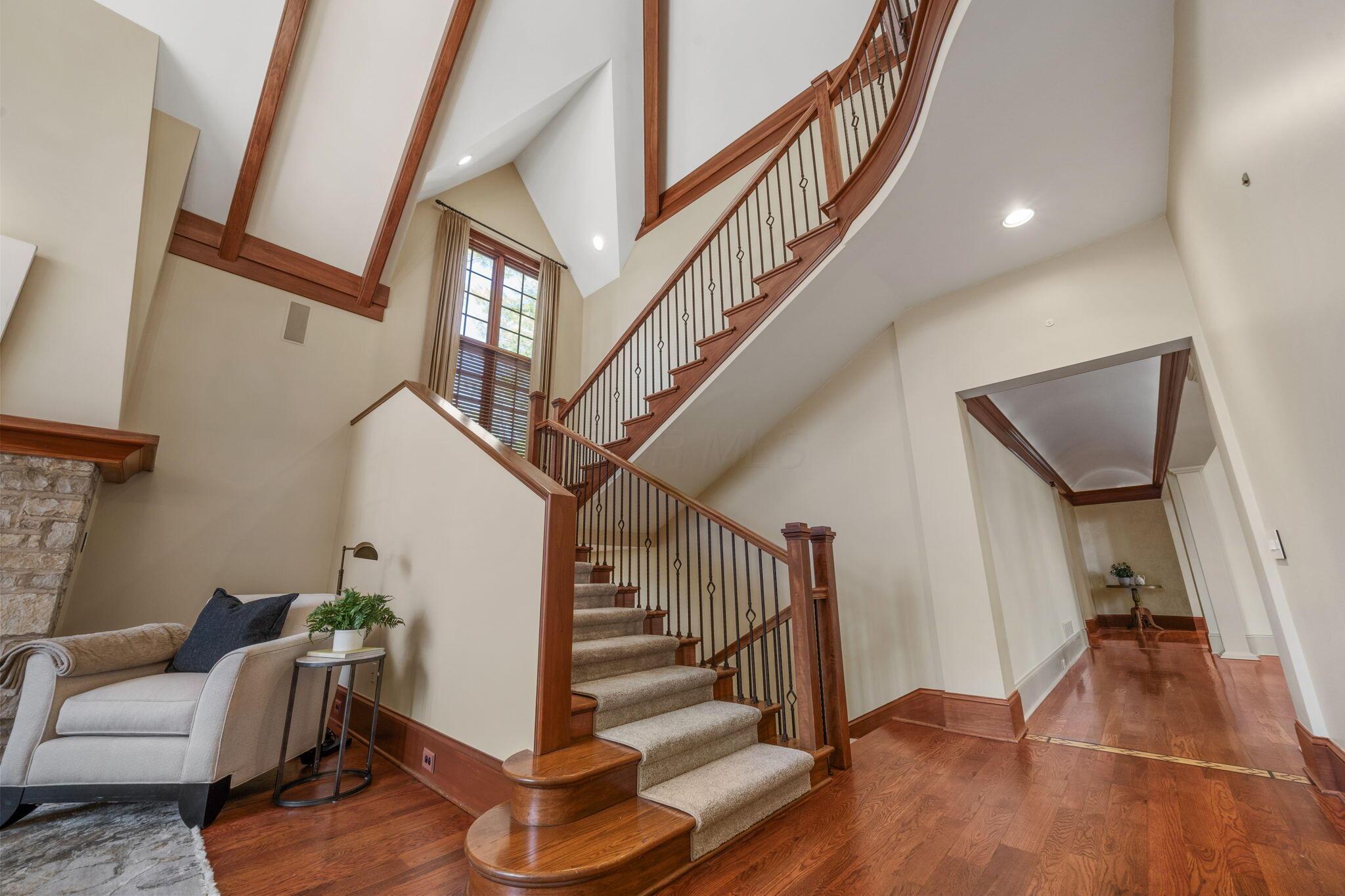 7871 Calverton Square