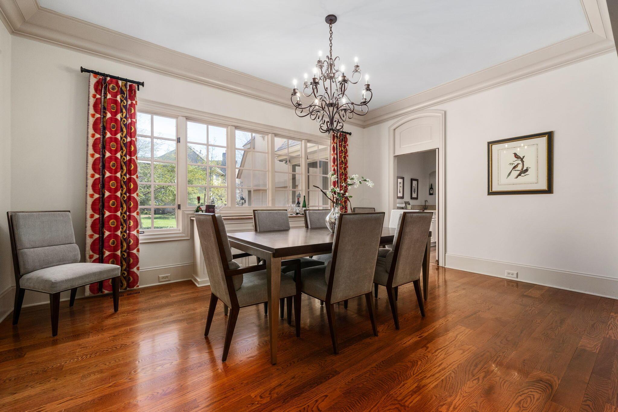 7871 Calverton Square