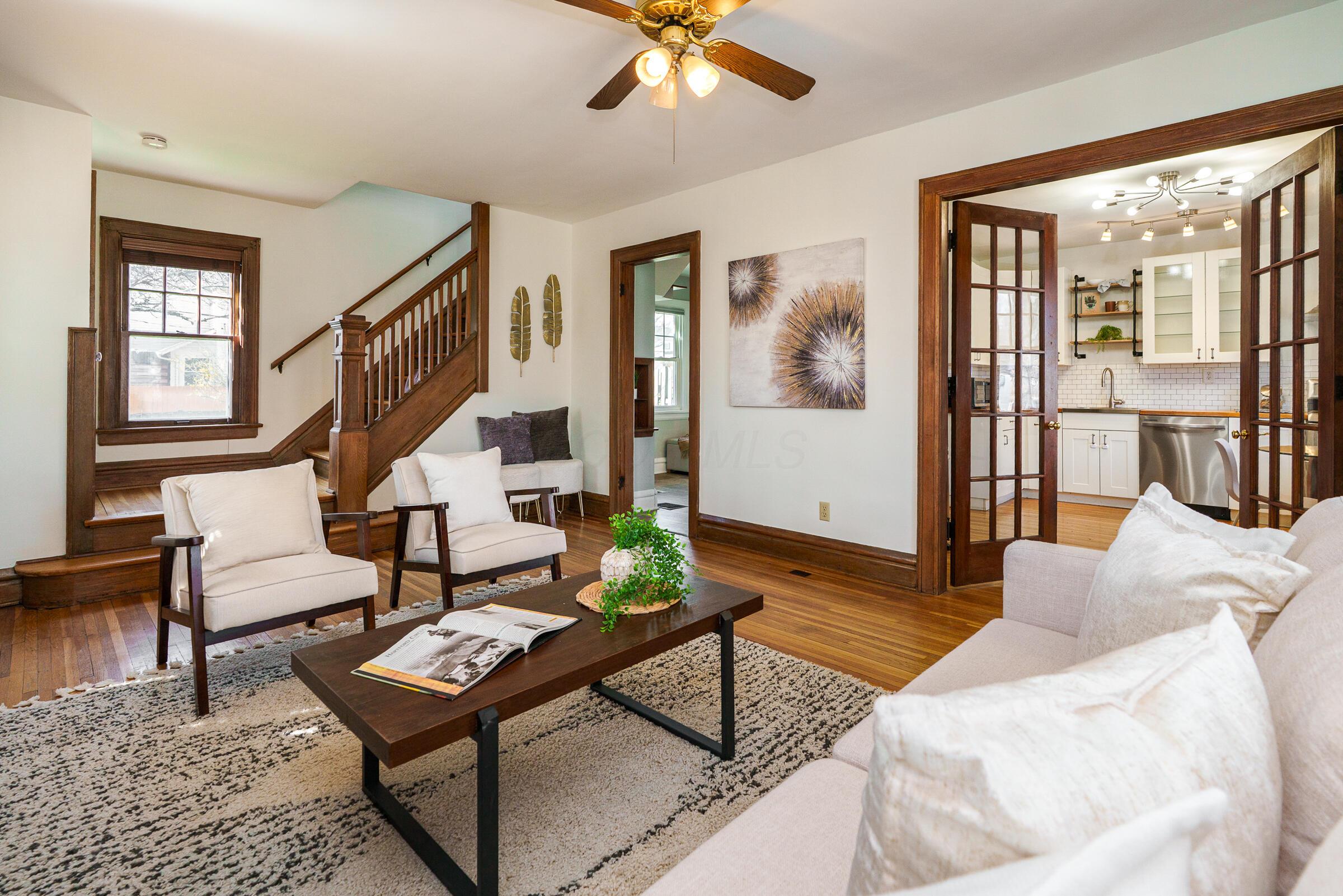 2771 Indianola Avenue