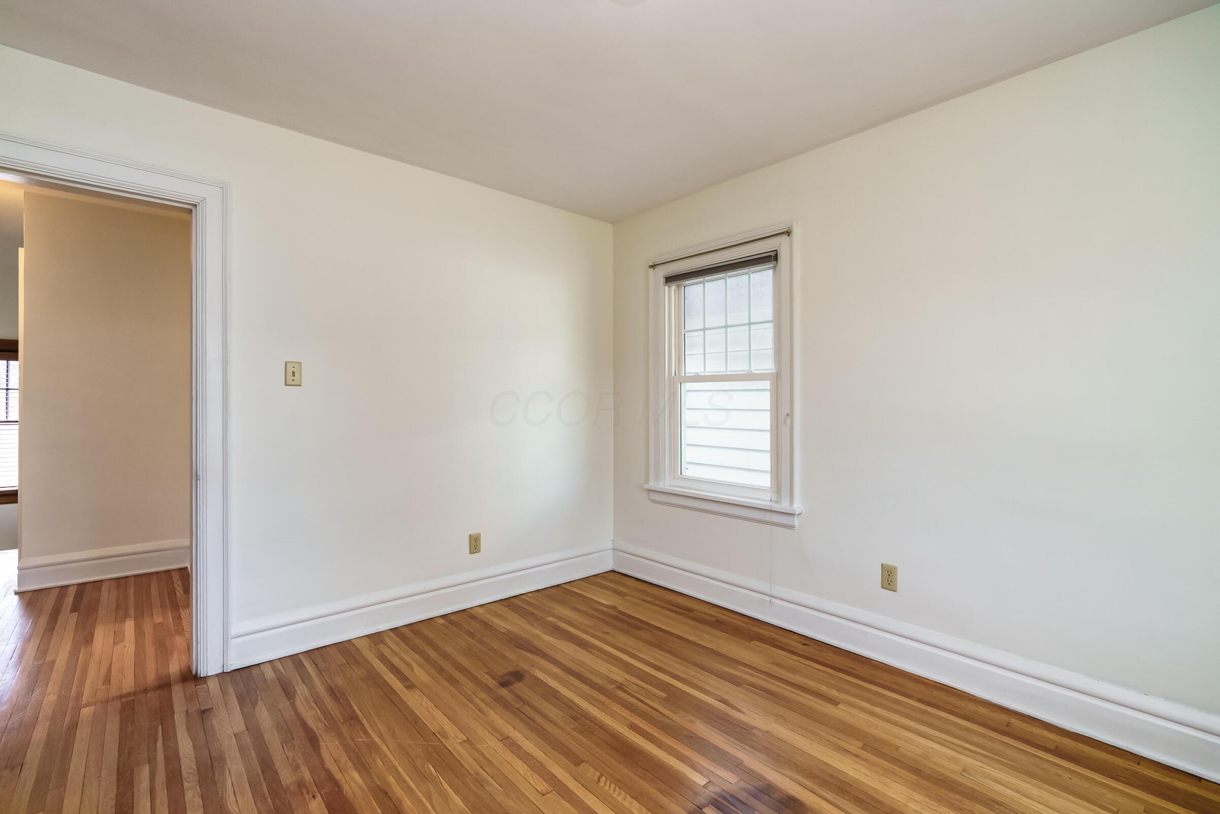 2771 Indianola Avenue