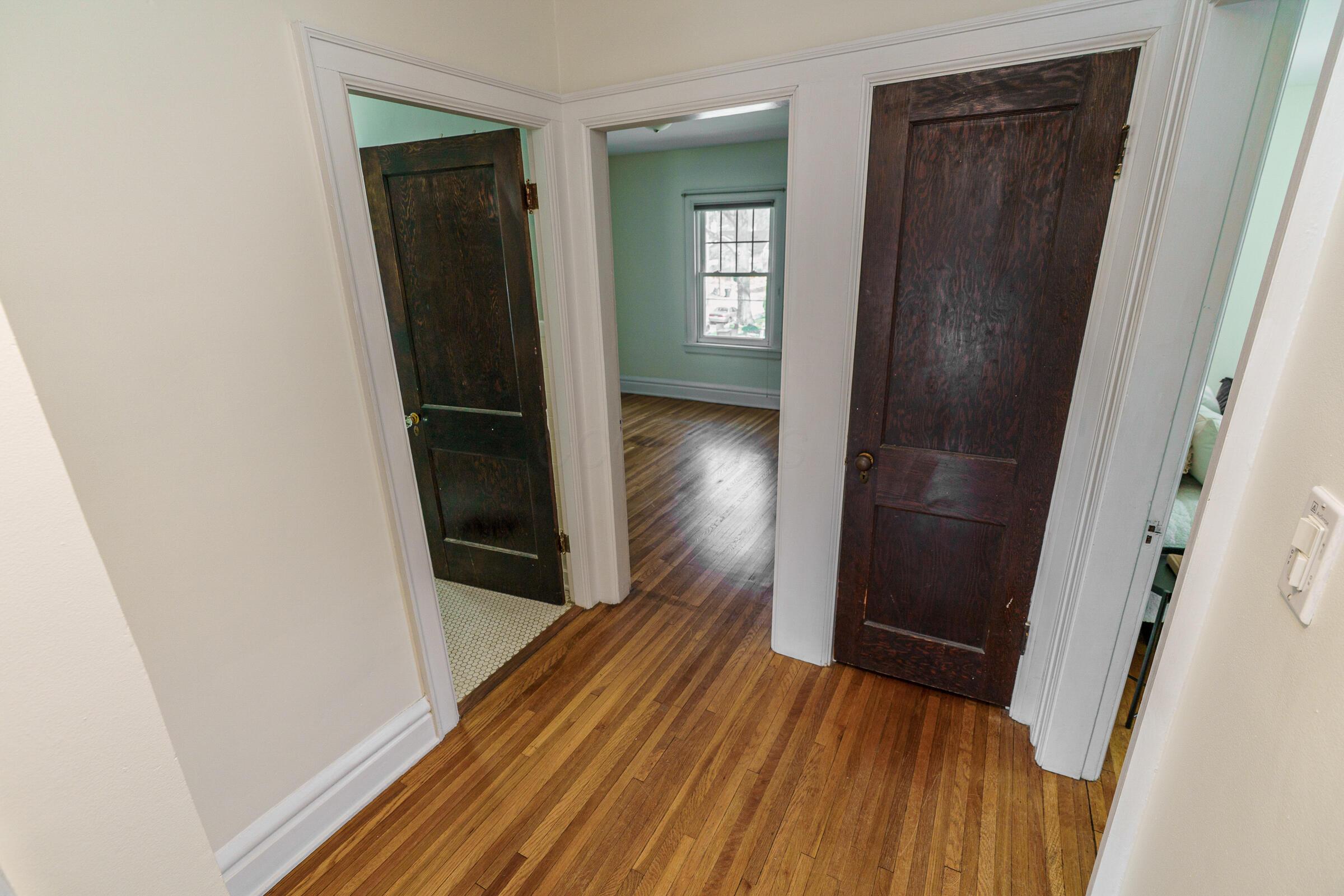 2771 Indianola Avenue