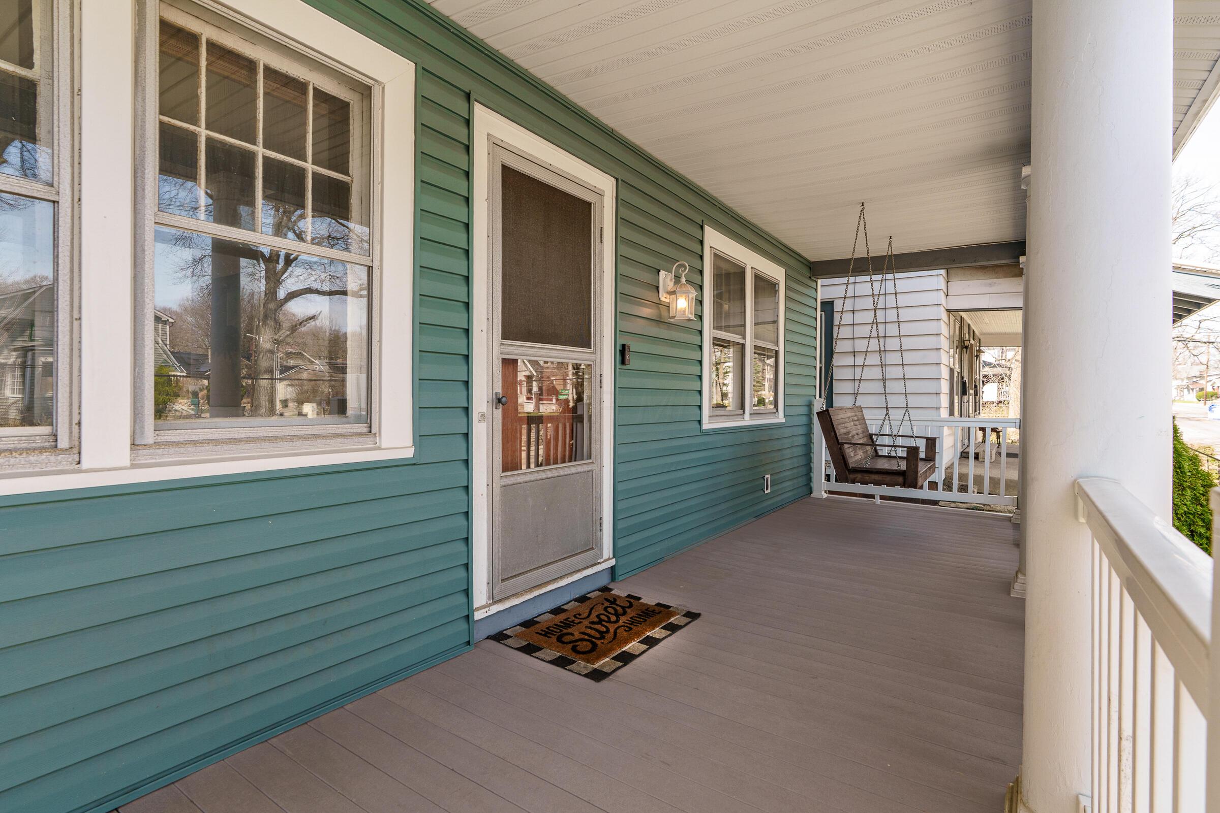 2771 Indianola Avenue