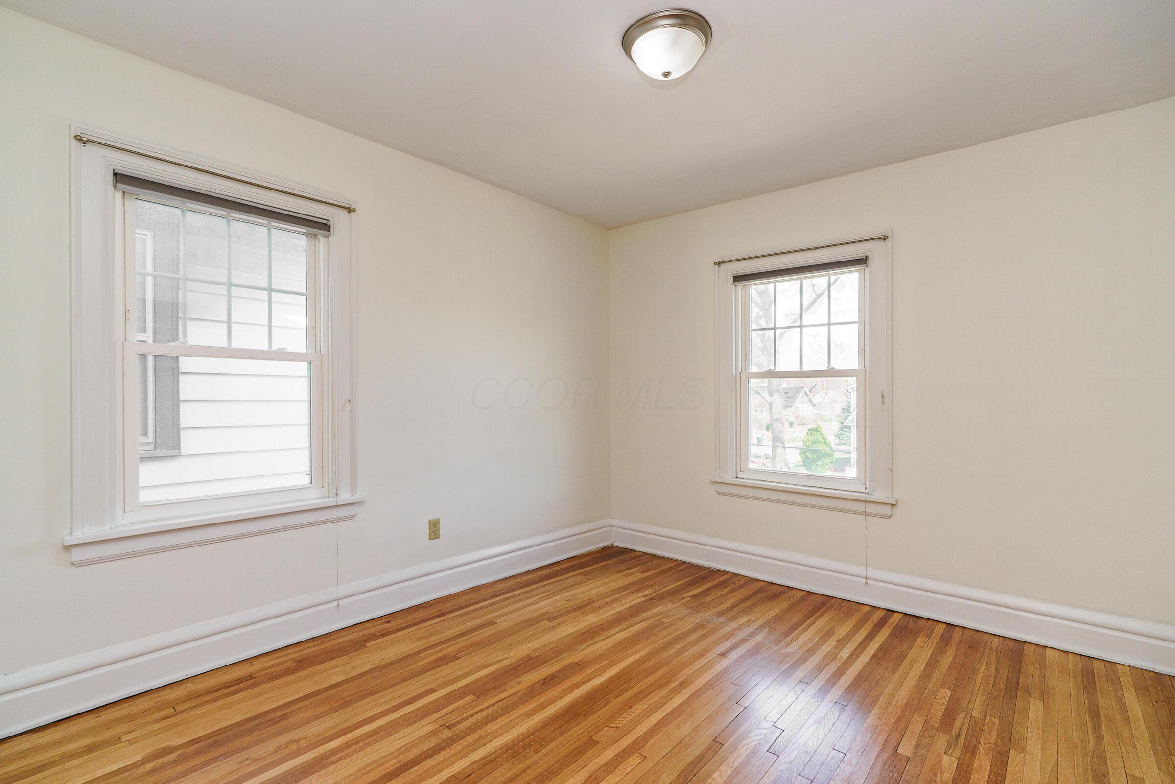 2771 Indianola Avenue