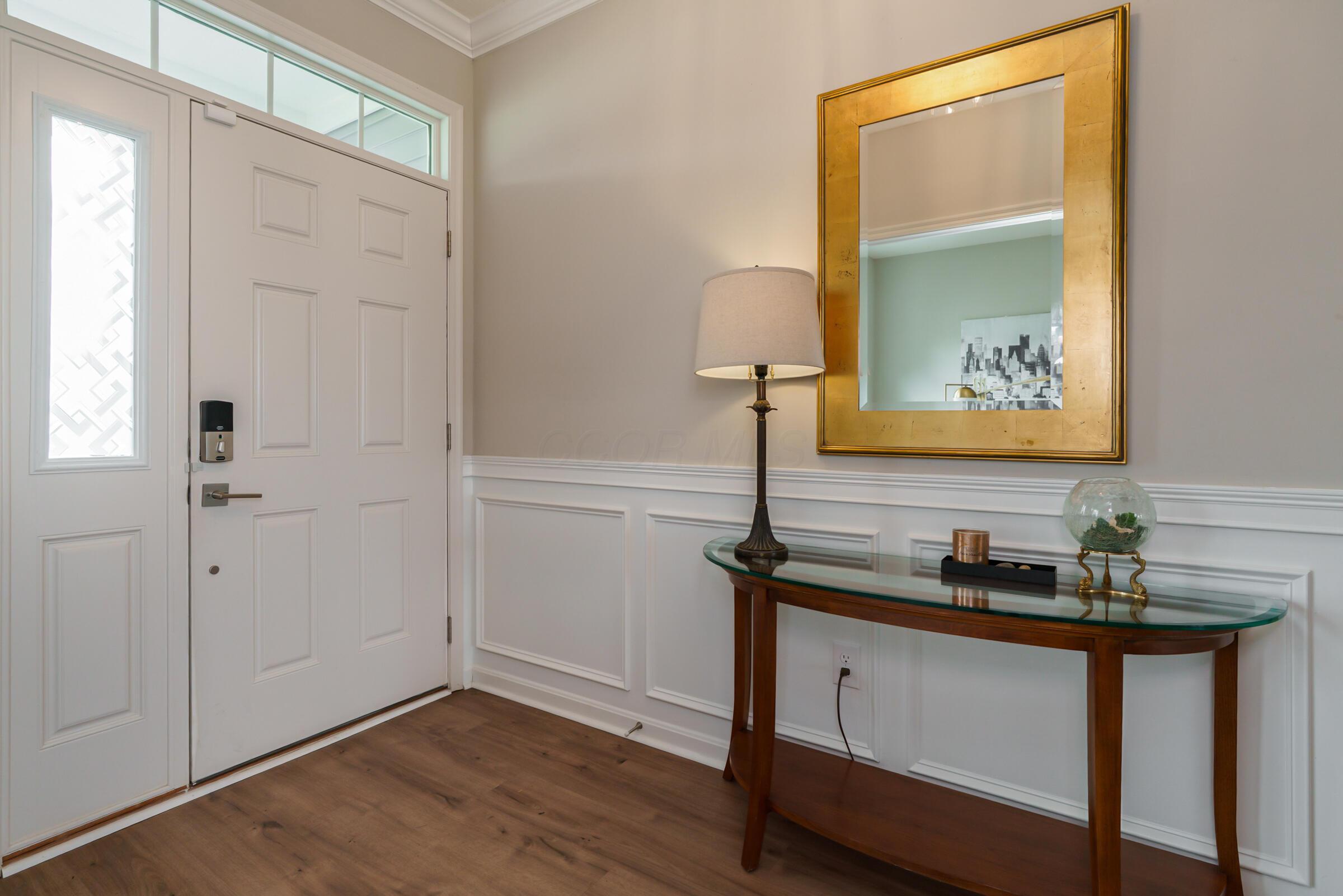 6090 Windcliff Drive E