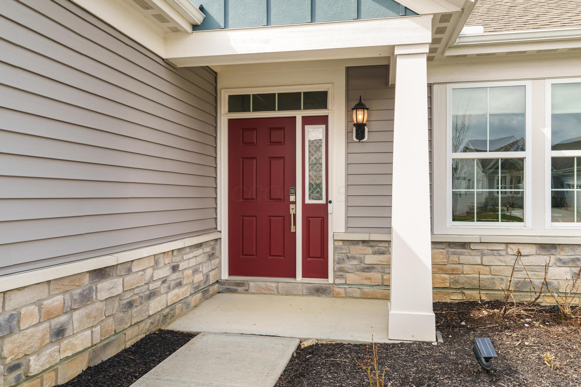 6090 Windcliff Drive E