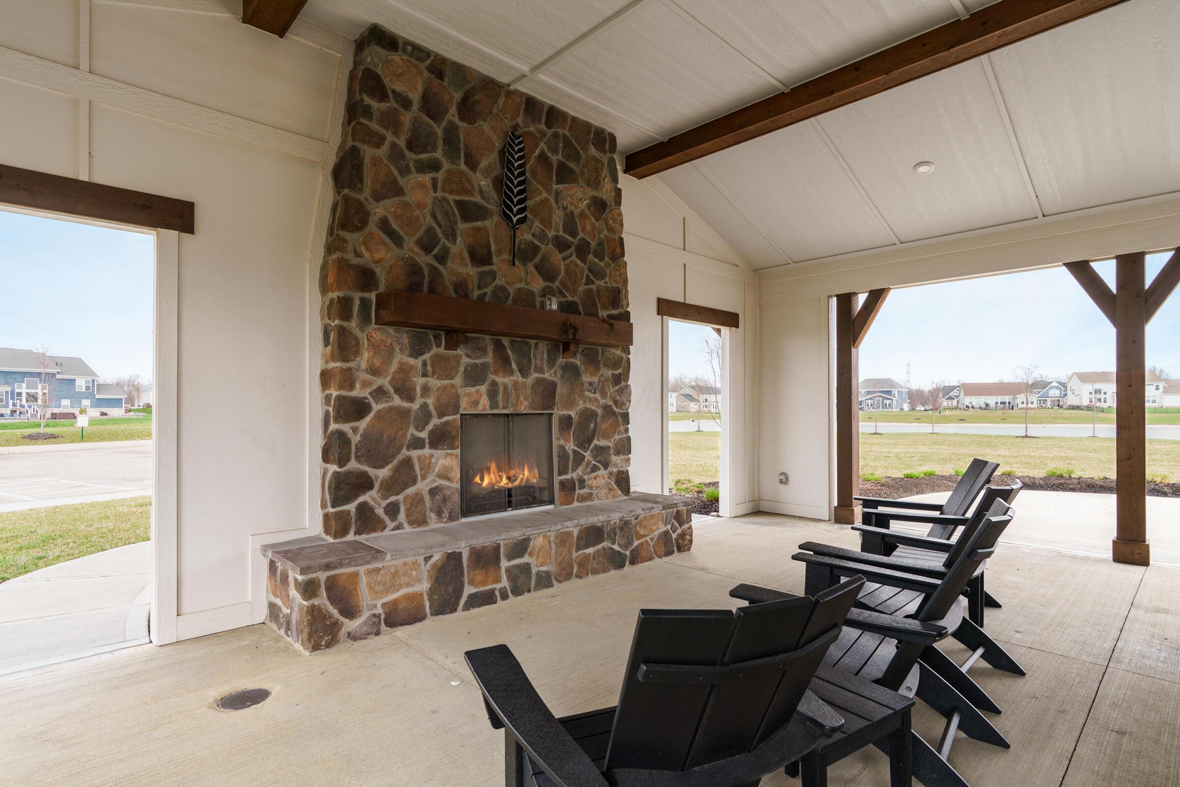 6090 Windcliff Drive E