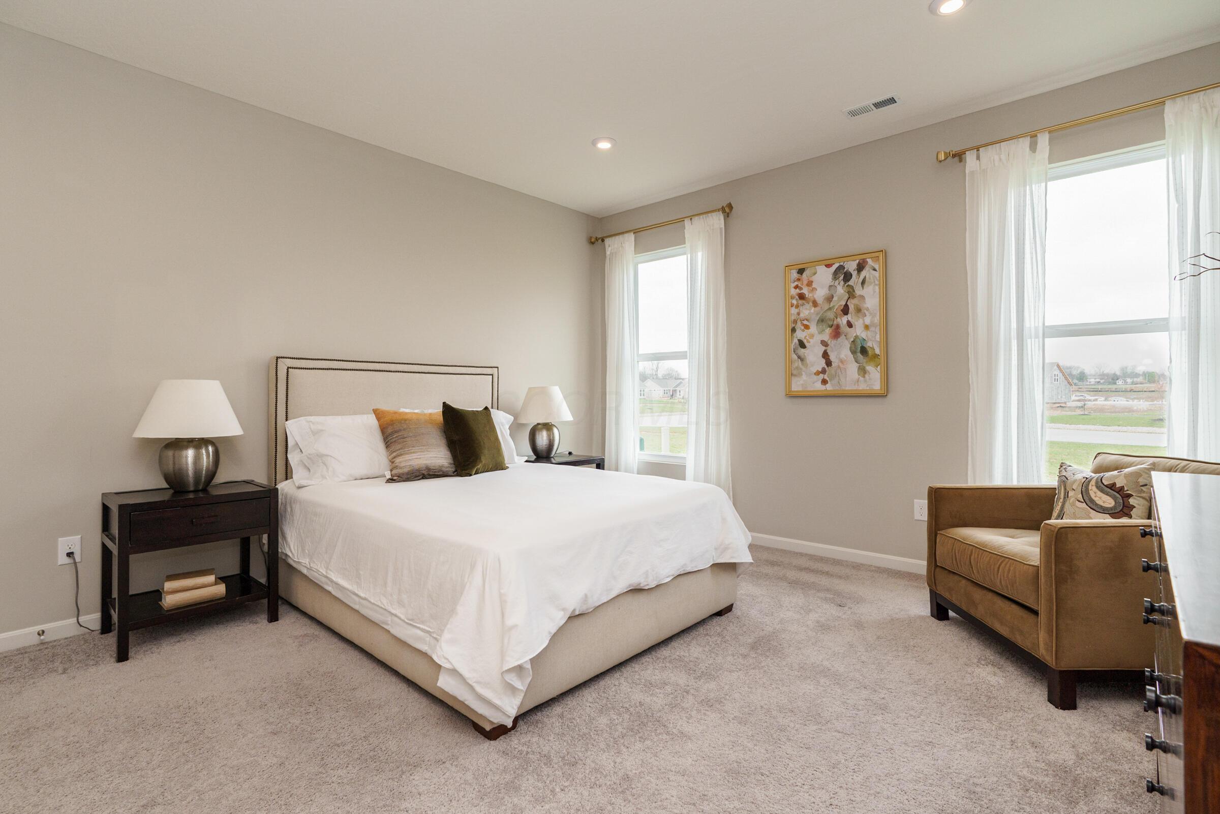 6090 Windcliff Drive E